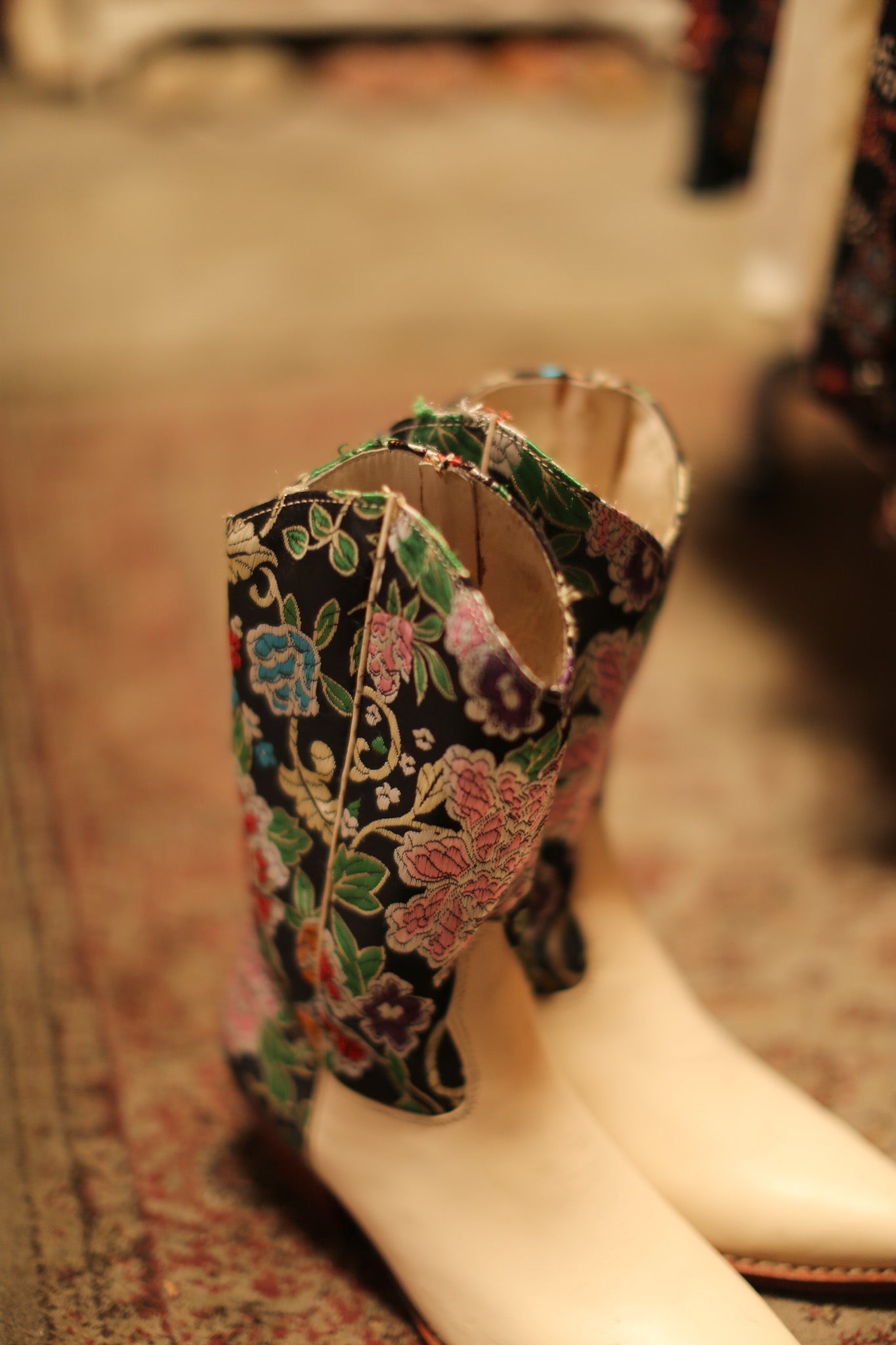BT - 629 Size 40 - BANGKOK TAILOR CLOTHING STORE - HANDMADE CLOTHING