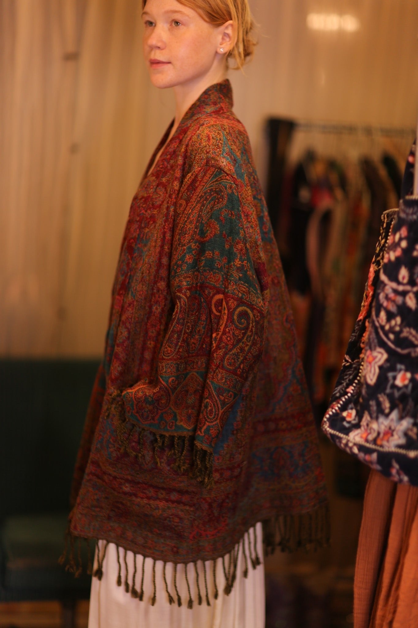 CONE PATTERN EMBROIDERED COTTON WOOL SHAWL HAYSHAN - BANGKOK TAILOR CLOTHING STORE - HANDMADE CLOTHING