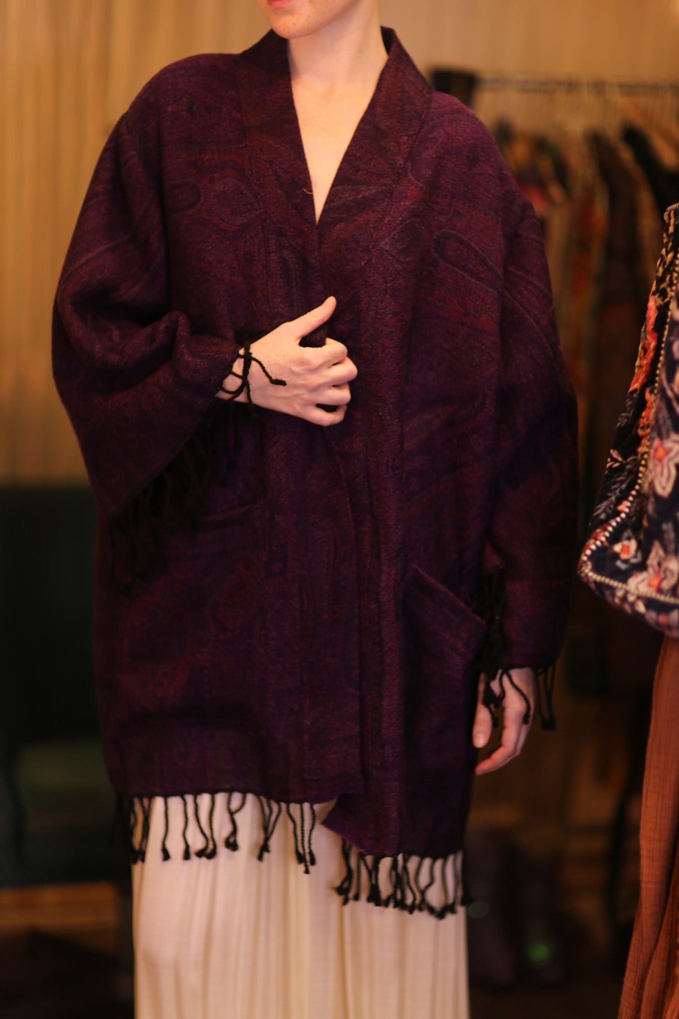 CONE PATTERN EMBROIDERED COTTON WOOL SHAWL THINZAR - BANGKOK TAILOR CLOTHING STORE - HANDMADE CLOTHING