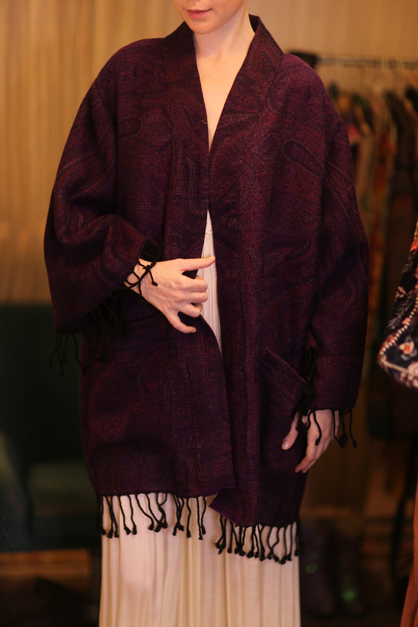 CONE PATTERN EMBROIDERED COTTON WOOL SHAWL THINZAR - BANGKOK TAILOR CLOTHING STORE - HANDMADE CLOTHING