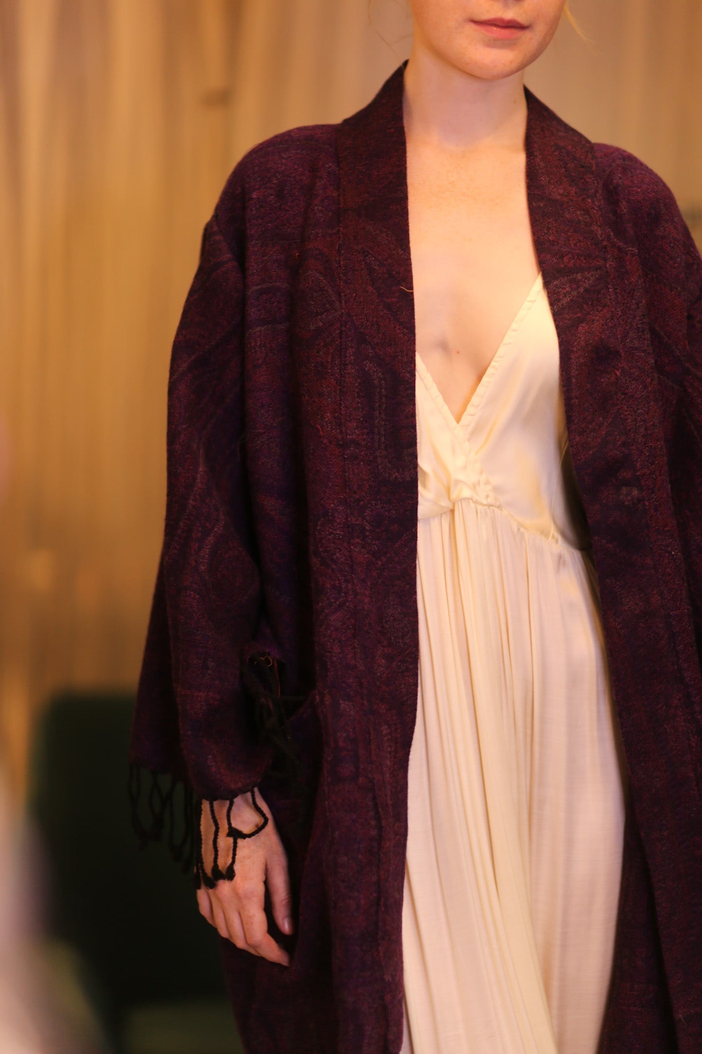 CONE PATTERN EMBROIDERED COTTON WOOL SHAWL THINZAR - BANGKOK TAILOR CLOTHING STORE - HANDMADE CLOTHING