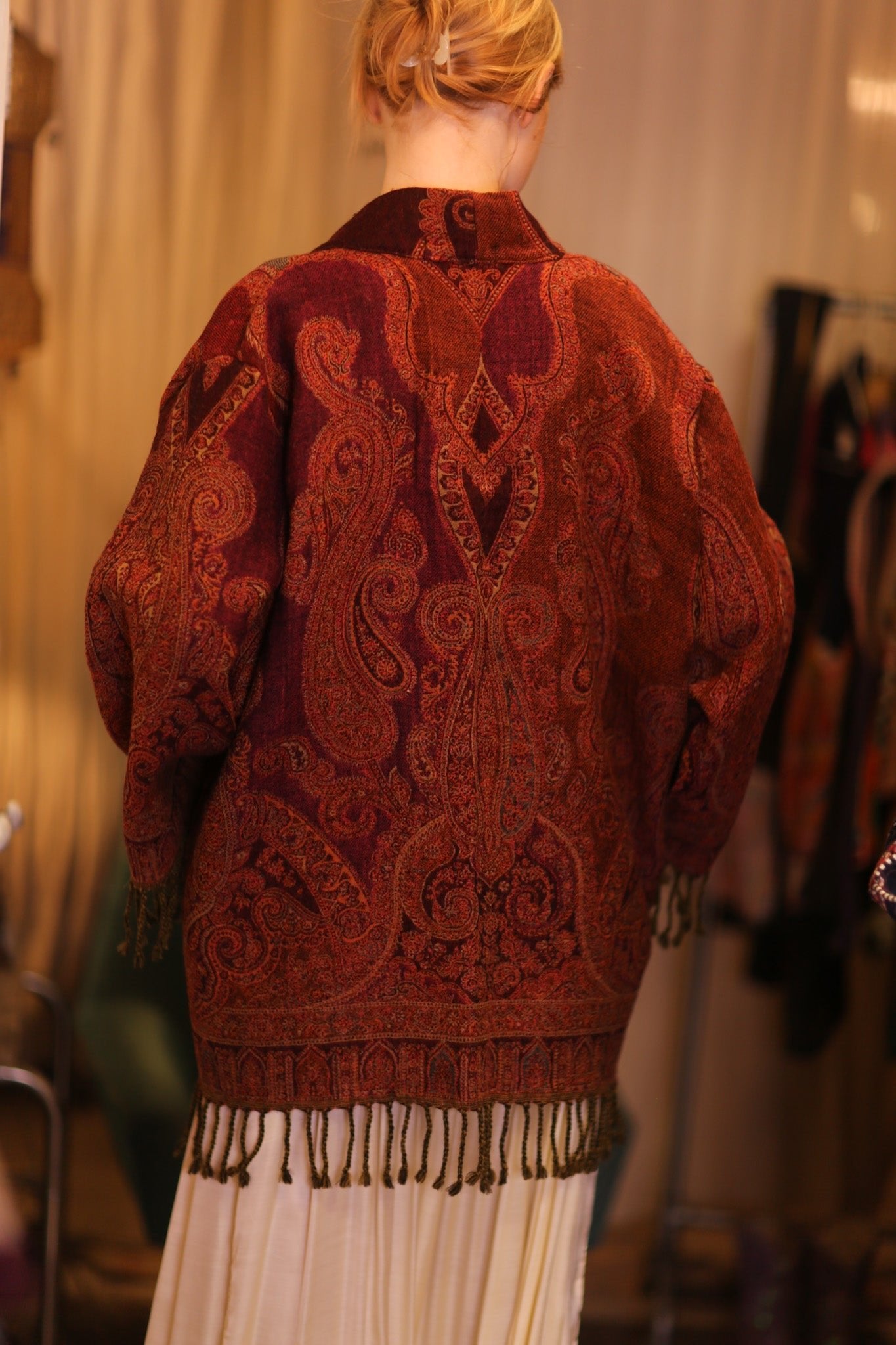 CONE PATTERN EMBROIDERED SHAWL COTTON WOOL HARMONY - BANGKOK TAILOR CLOTHING STORE - HANDMADE CLOTHING