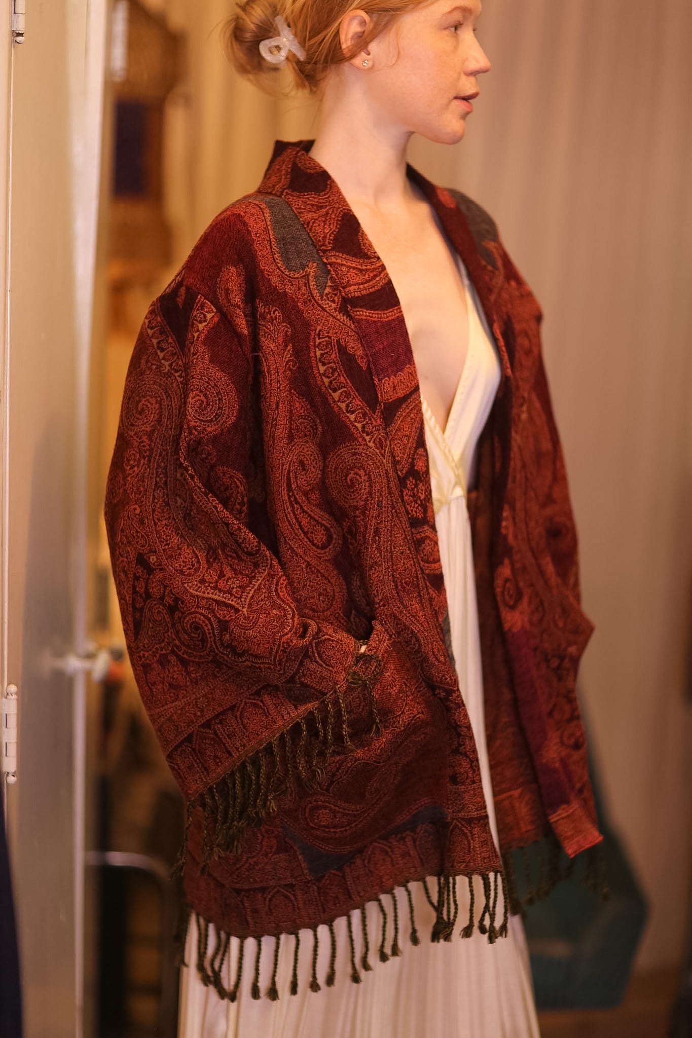 CONE PATTERN EMBROIDERED SHAWL COTTON WOOL HARMONY - BANGKOK TAILOR CLOTHING STORE - HANDMADE CLOTHING