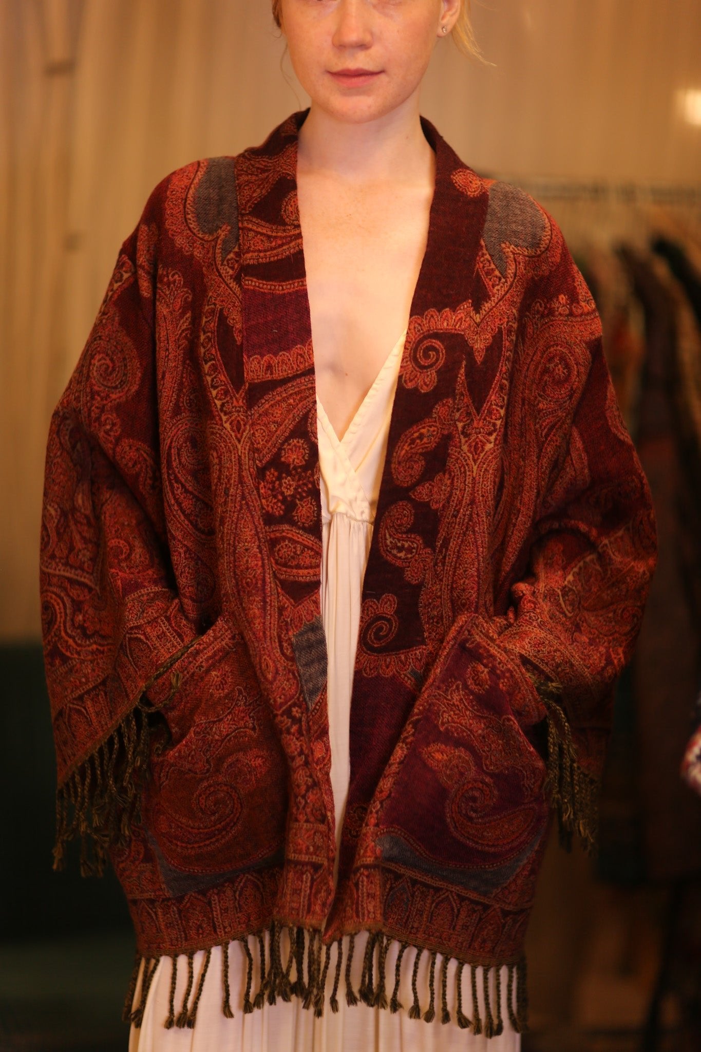 CONE PATTERN EMBROIDERED SHAWL COTTON WOOL HARMONY - BANGKOK TAILOR CLOTHING STORE - HANDMADE CLOTHING