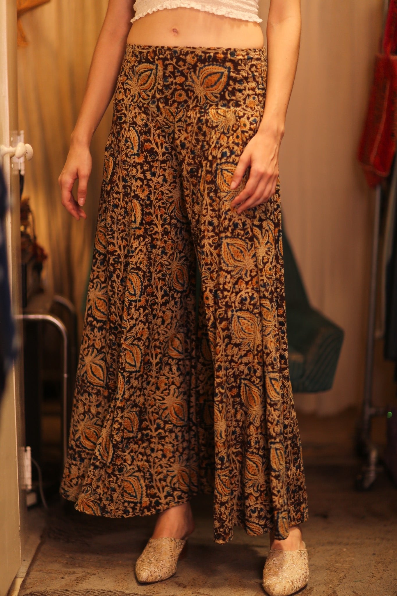 COTTON WIDE LEGS LONG PANTS RUBY MYATLONE - BANGKOK TAILOR CLOTHING STORE - HANDMADE CLOTHING