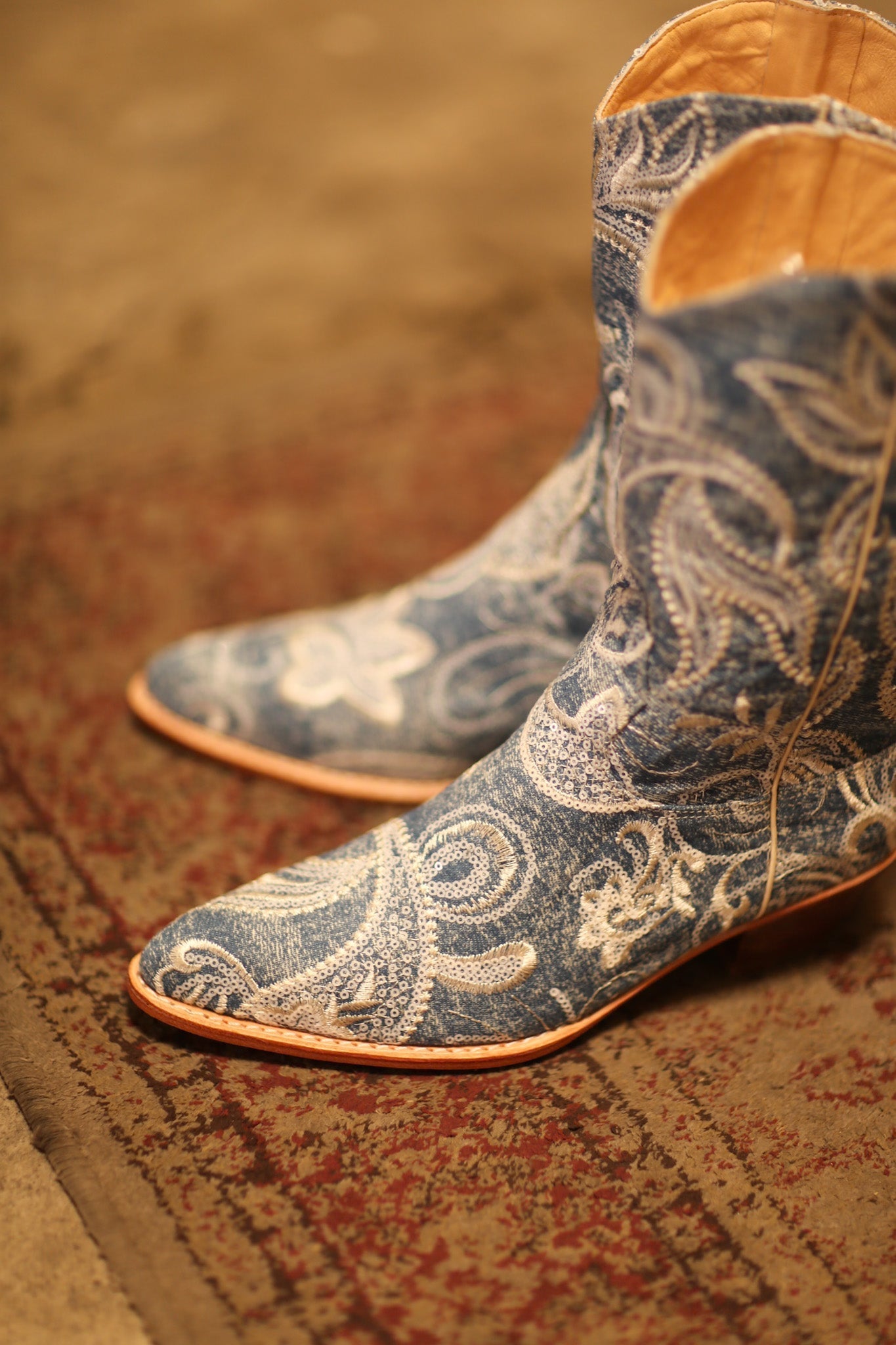 DENIM EMBROIDERED WESTERN BOOTS KATALIN - BANGKOK TAILOR CLOTHING STORE - HANDMADE CLOTHING