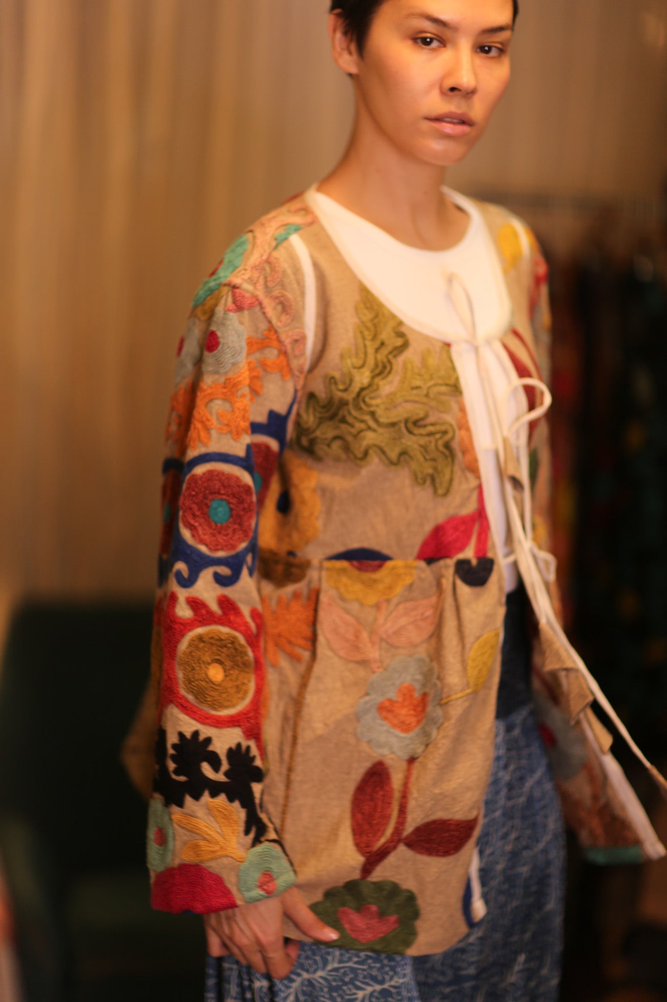 DOLLY JACKET EVE SUZANI RANA - BANGKOK TAILOR CLOTHING STORE - HANDMADE CLOTHING
