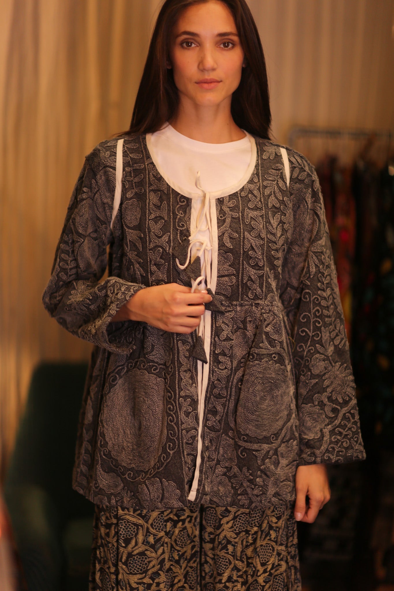 DOLLY SUZANI JACKET LENUSCHKA - BANGKOK TAILOR CLOTHING STORE - HANDMADE CLOTHING