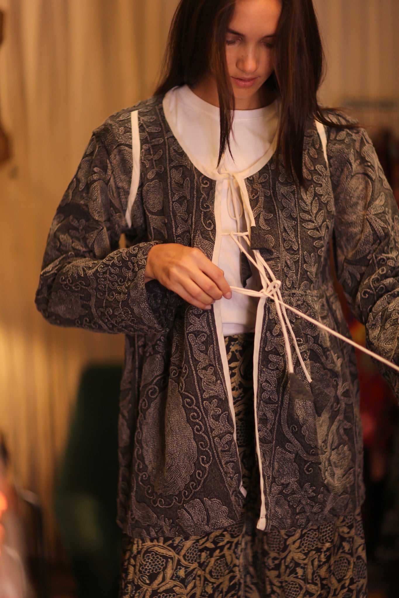 DOLLY SUZANI JACKET LENUSCHKA - BANGKOK TAILOR CLOTHING STORE - HANDMADE CLOTHING