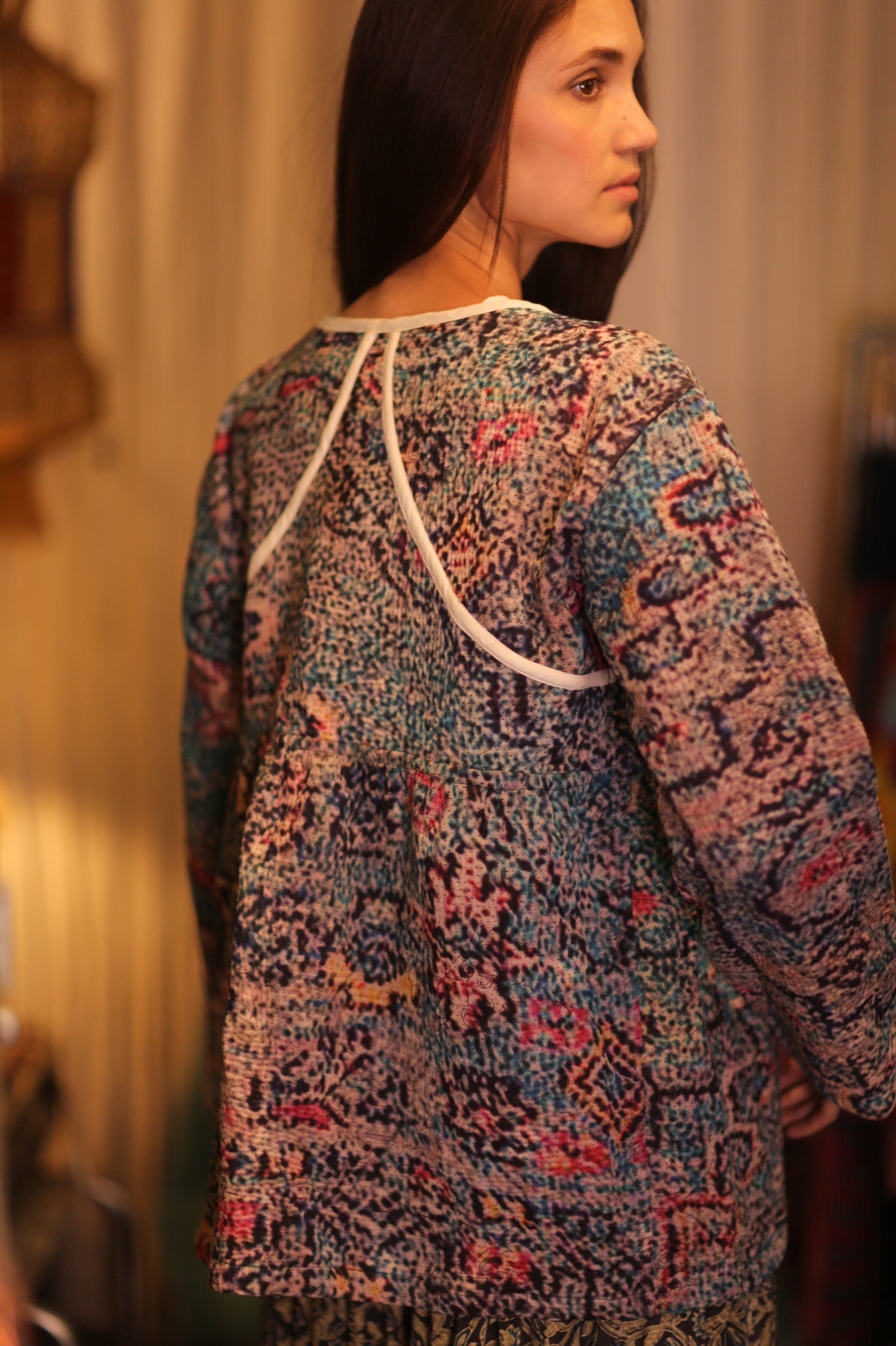 DOLLY SUZANI JACKET NIPORO - BANGKOK TAILOR CLOTHING STORE - HANDMADE CLOTHING