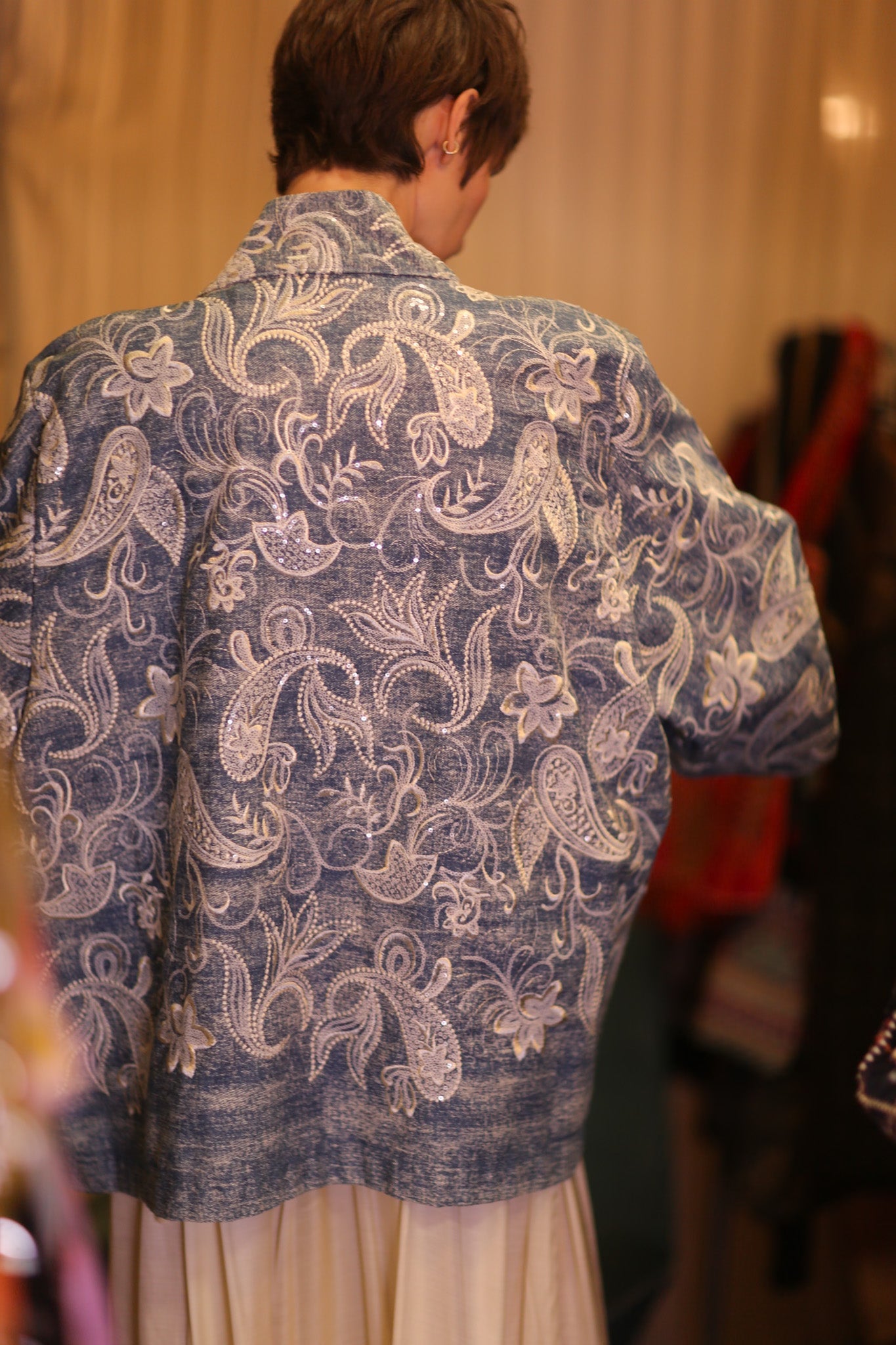 EMBROIDERED DENIM SHORT KIMONO LIPAS - BANGKOK TAILOR CLOTHING STORE - HANDMADE CLOTHING