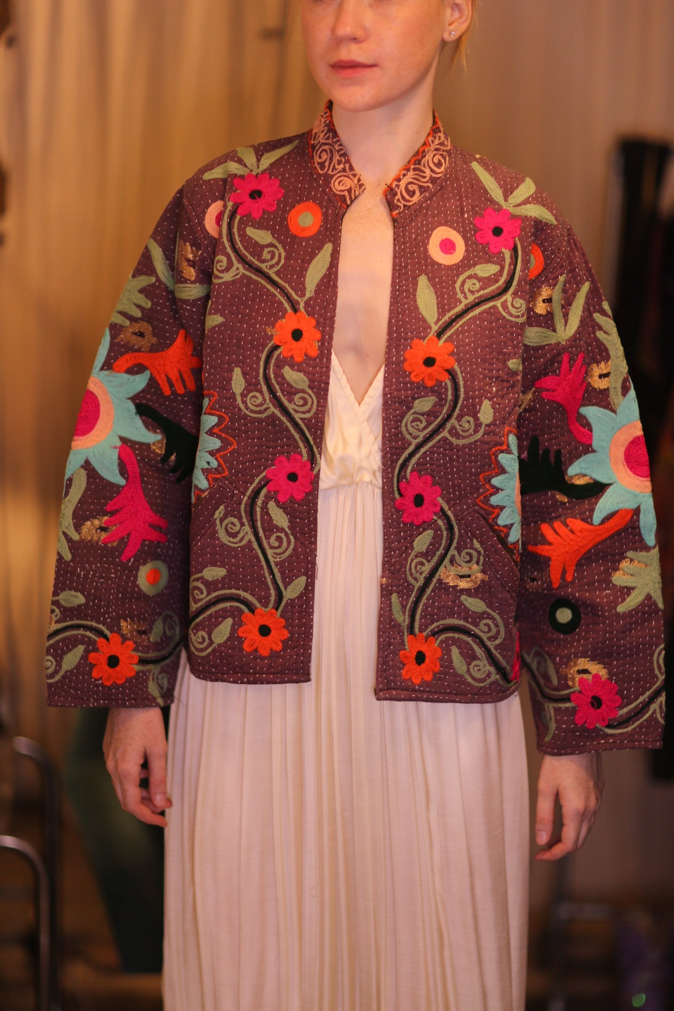 EMBROIDERED JACKET INGRID OUYIN - BANGKOK TAILOR CLOTHING STORE - HANDMADE CLOTHING