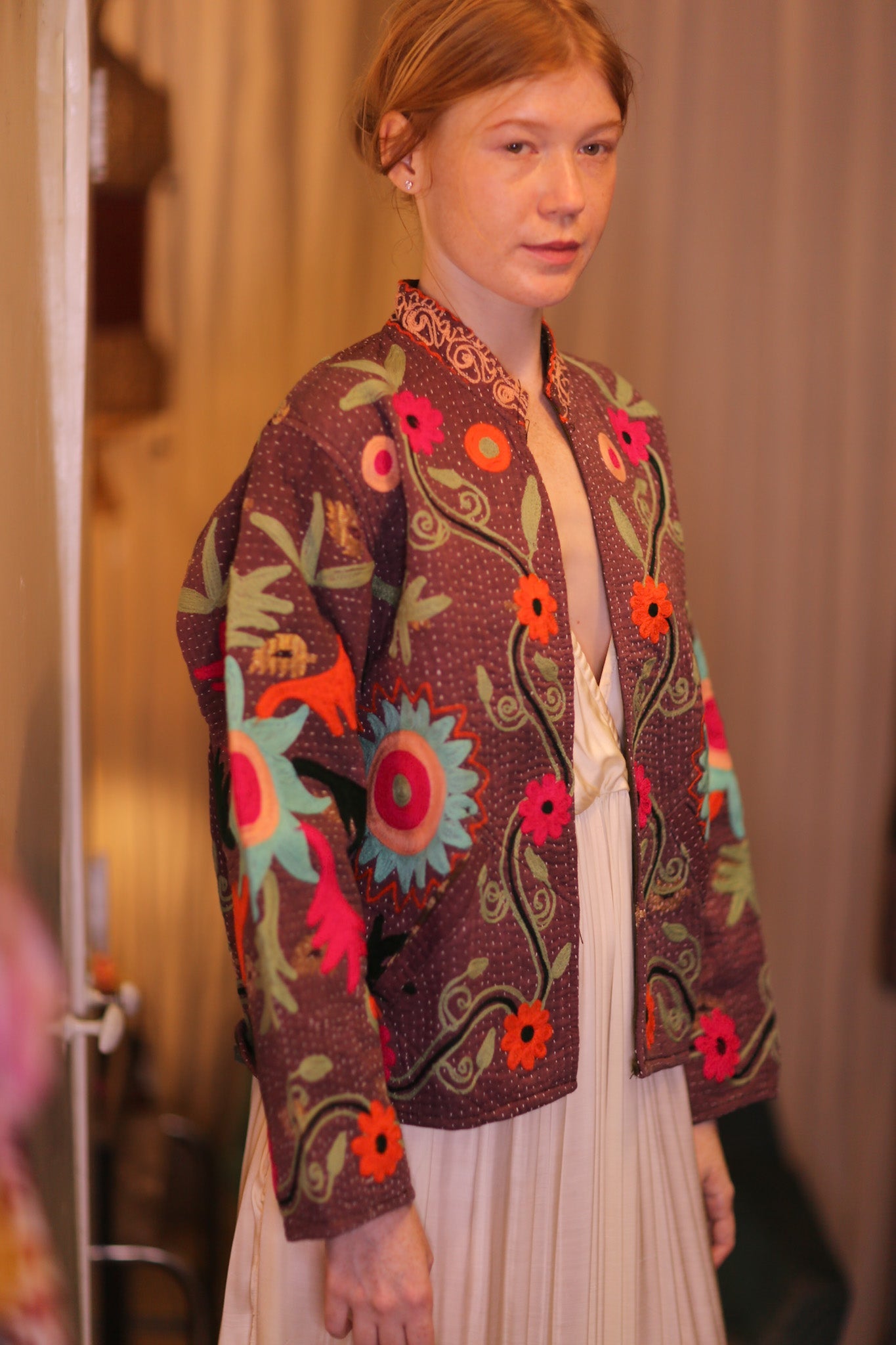 EMBROIDERED JACKET INGRID OUYIN - BANGKOK TAILOR CLOTHING STORE - HANDMADE CLOTHING