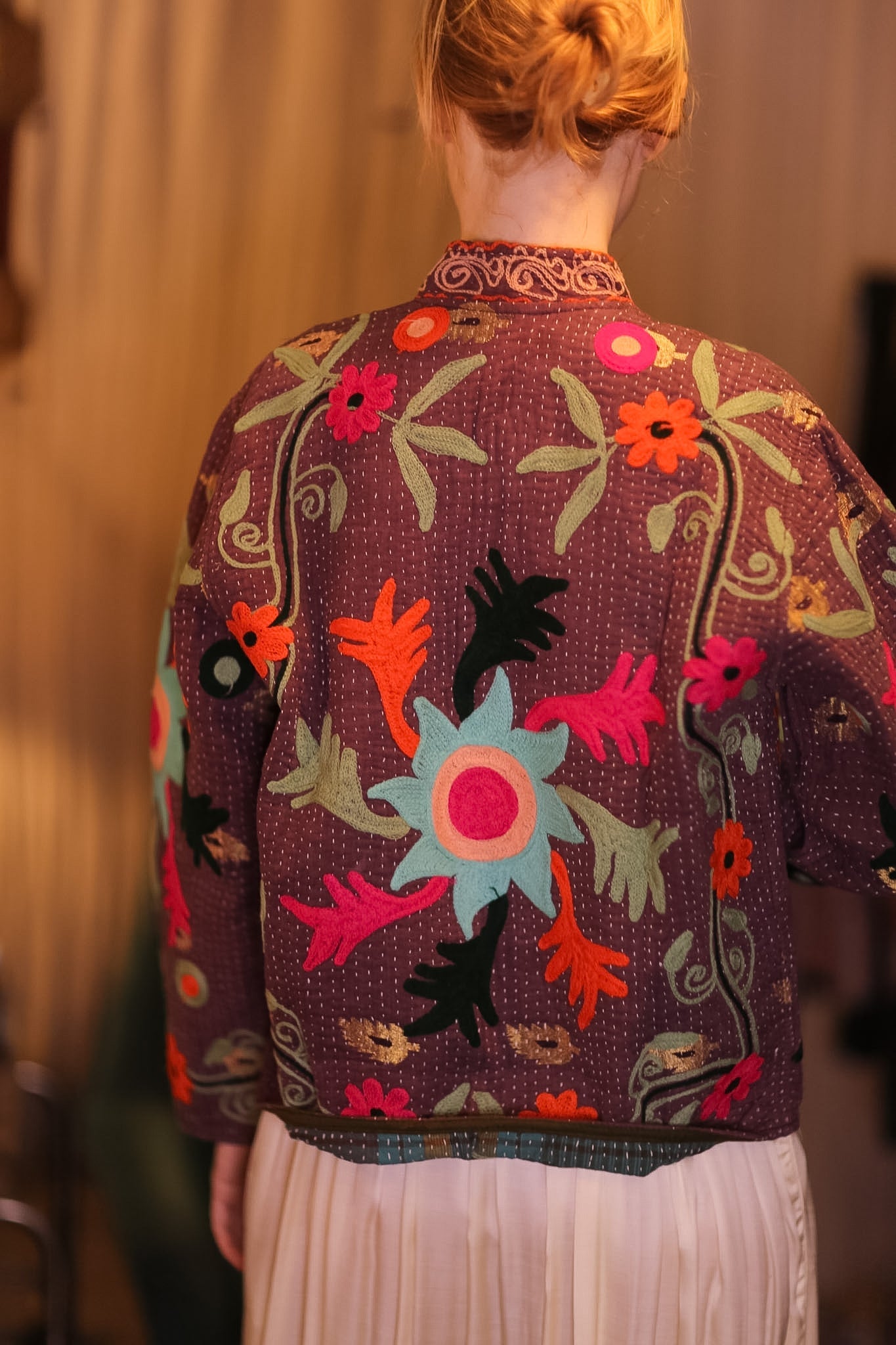 EMBROIDERED JACKET INGRID OUYIN - BANGKOK TAILOR CLOTHING STORE - HANDMADE CLOTHING