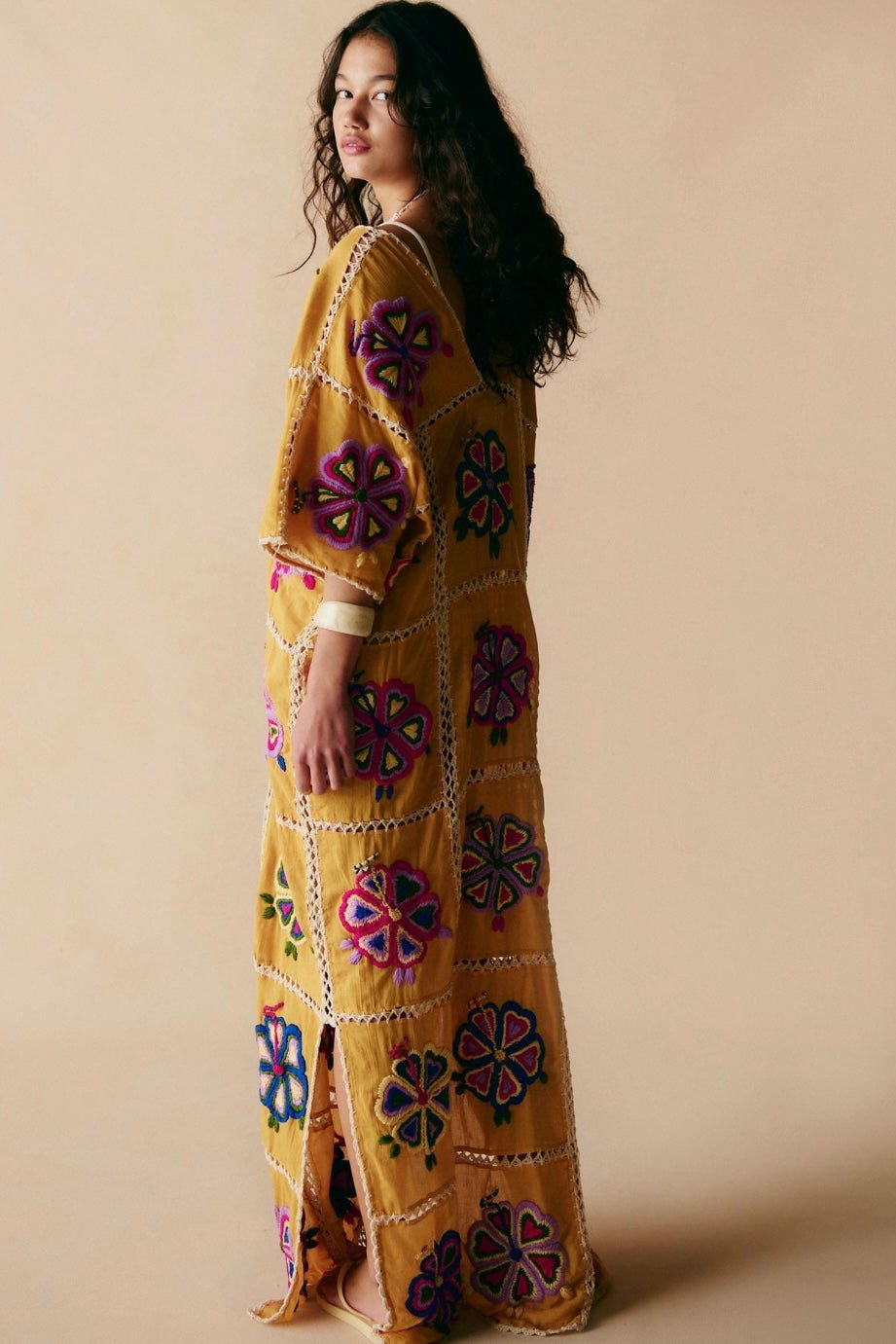 EMBROIDERED KAFTAN JOSIN - BANGKOK TAILOR CLOTHING STORE - HANDMADE CLOTHING