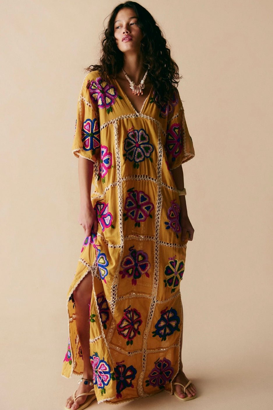 EMBROIDERED KAFTAN JOSIN - BANGKOK TAILOR CLOTHING STORE - HANDMADE CLOTHING