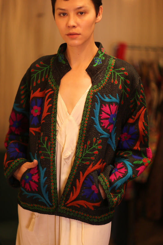 EMBROIDERED KANTHA SHORT COAT EYES - BANGKOK TAILOR CLOTHING STORE - HANDMADE CLOTHING