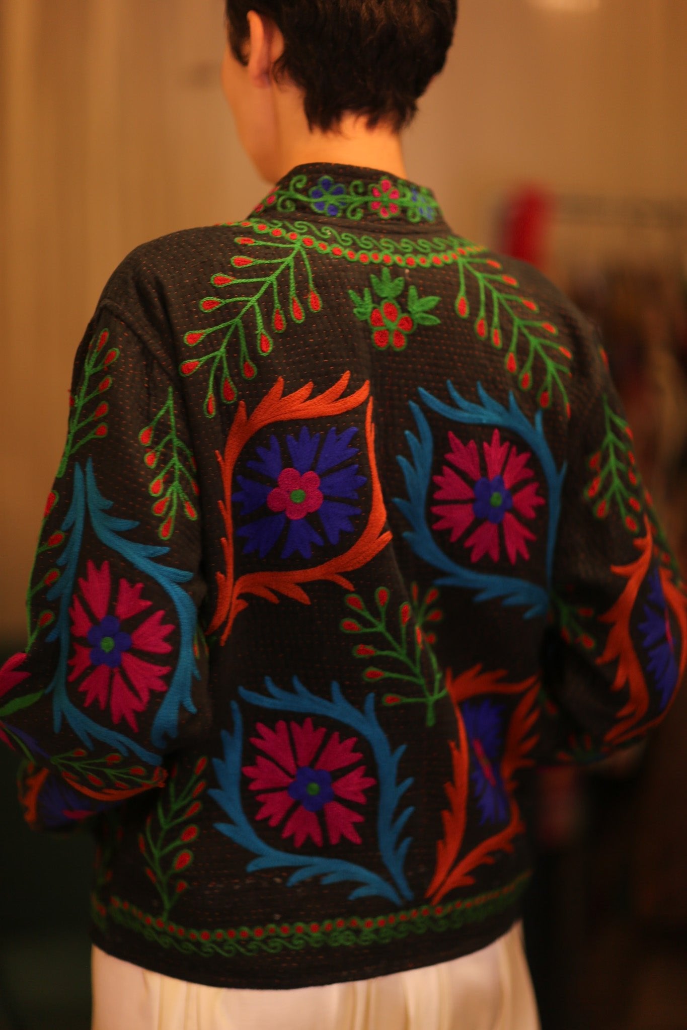 EMBROIDERED KANTHA SHORT COAT EYES - BANGKOK TAILOR CLOTHING STORE - HANDMADE CLOTHING