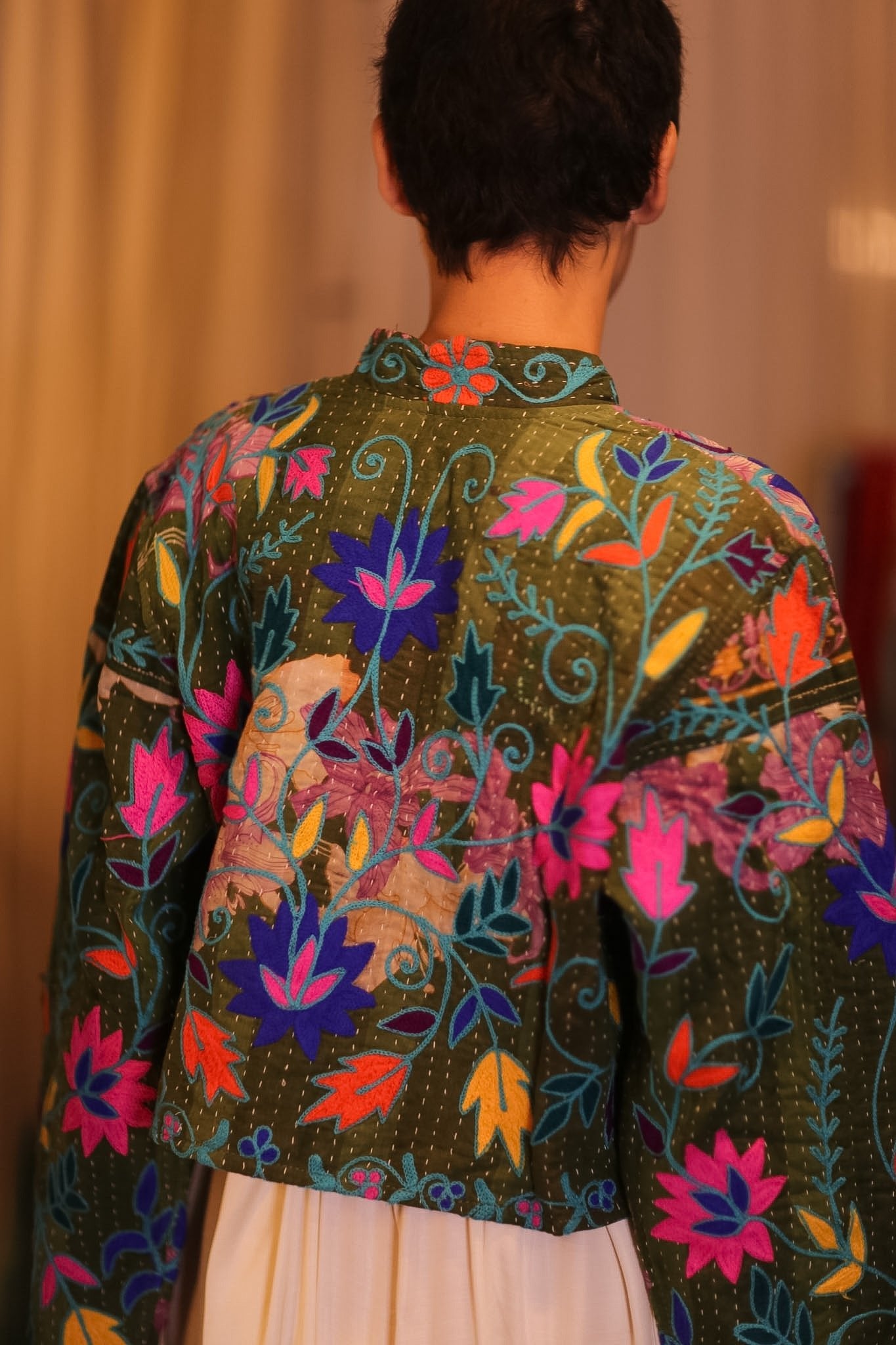 EMBROIDERED KANTHA SHORT COAT INGRID HPAAN - BANGKOK TAILOR CLOTHING STORE - HANDMADE CLOTHING
