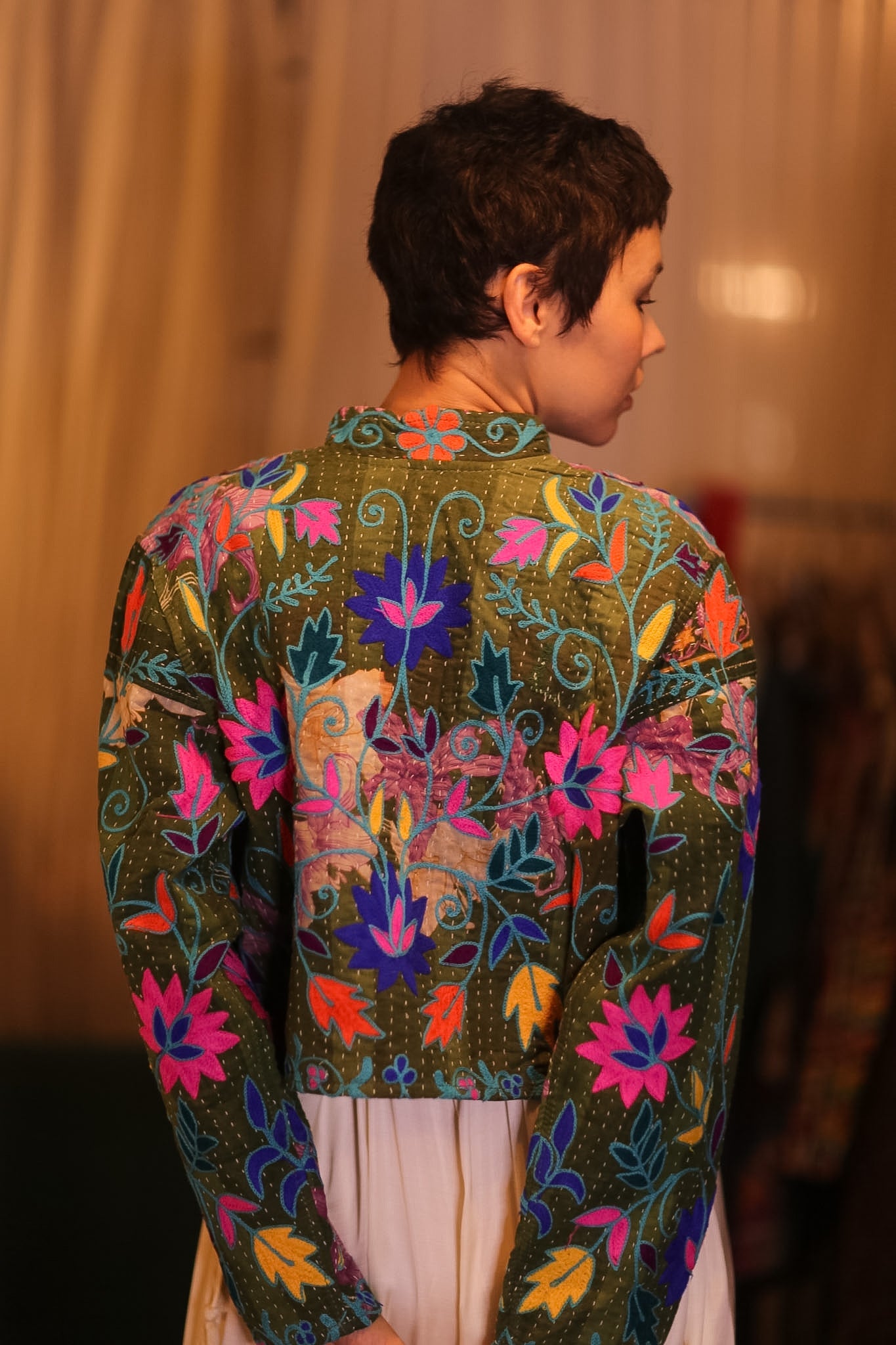 EMBROIDERED KANTHA SHORT COAT INGRID HPAAN - BANGKOK TAILOR CLOTHING STORE - HANDMADE CLOTHING