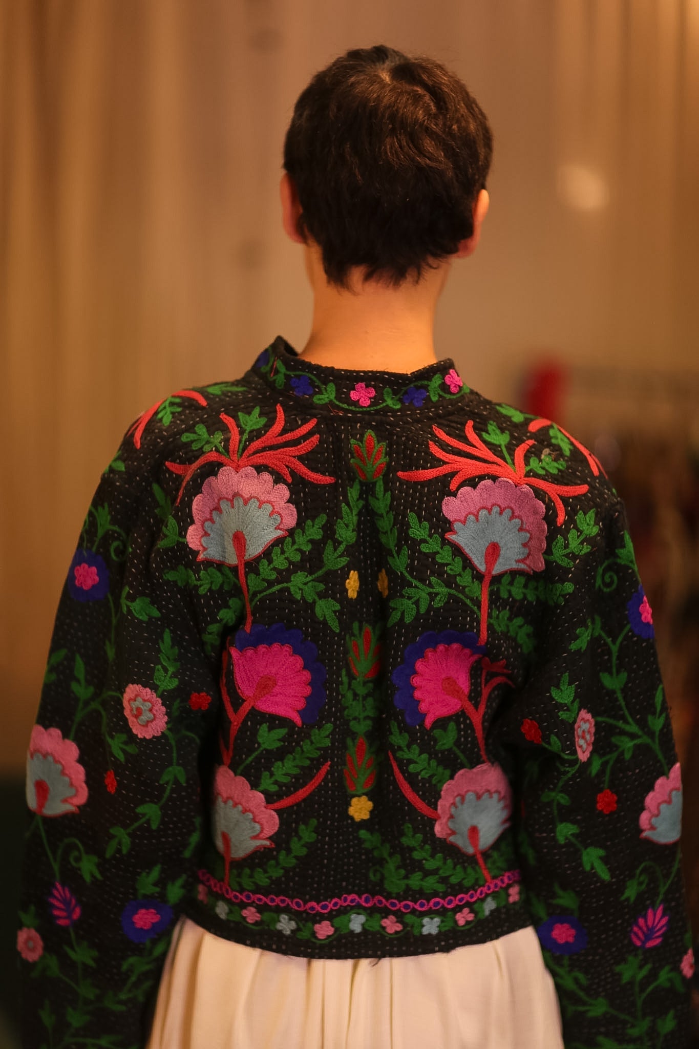 EMBROIDERED KANTHA SHORT COAT JIZZ - BANGKOK TAILOR CLOTHING STORE - HANDMADE CLOTHING