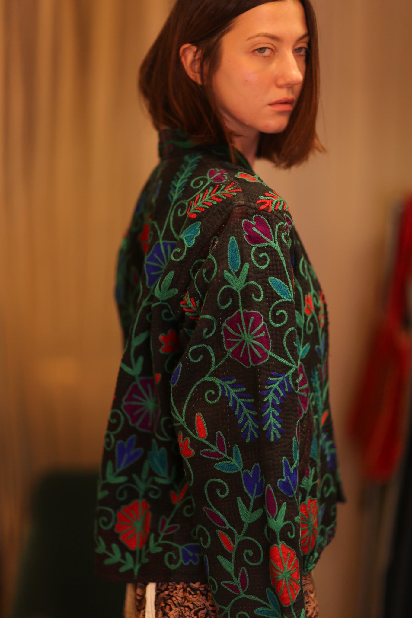 EMBROIDERED KANTHA SHORT COAT PANKHET - BANGKOK TAILOR CLOTHING STORE - HANDMADE CLOTHING
