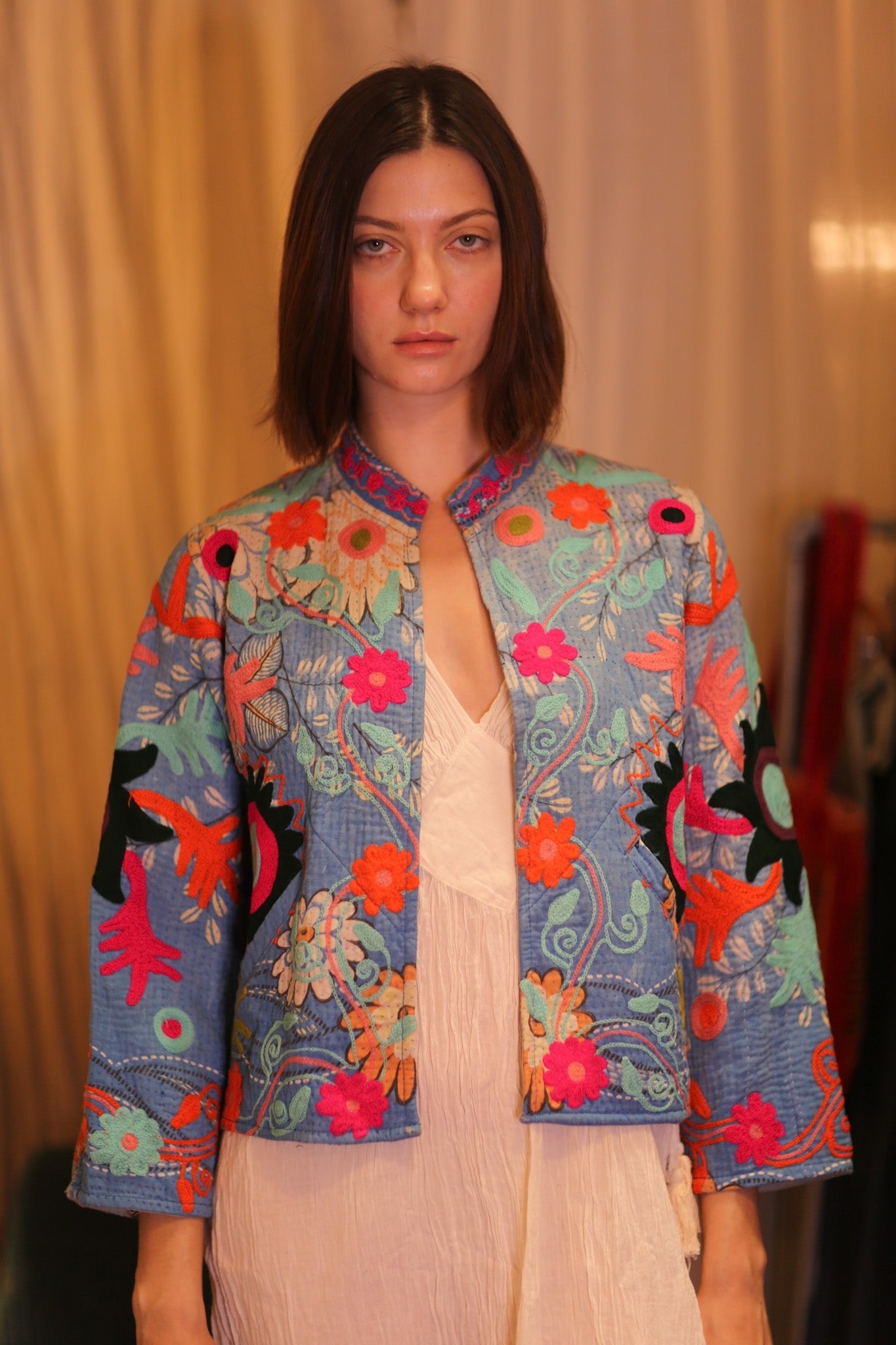 EMBROIDERED KANTHA SHORT JACKET INGRID KAUNGKIN - BANGKOK TAILOR CLOTHING STORE - HANDMADE CLOTHING