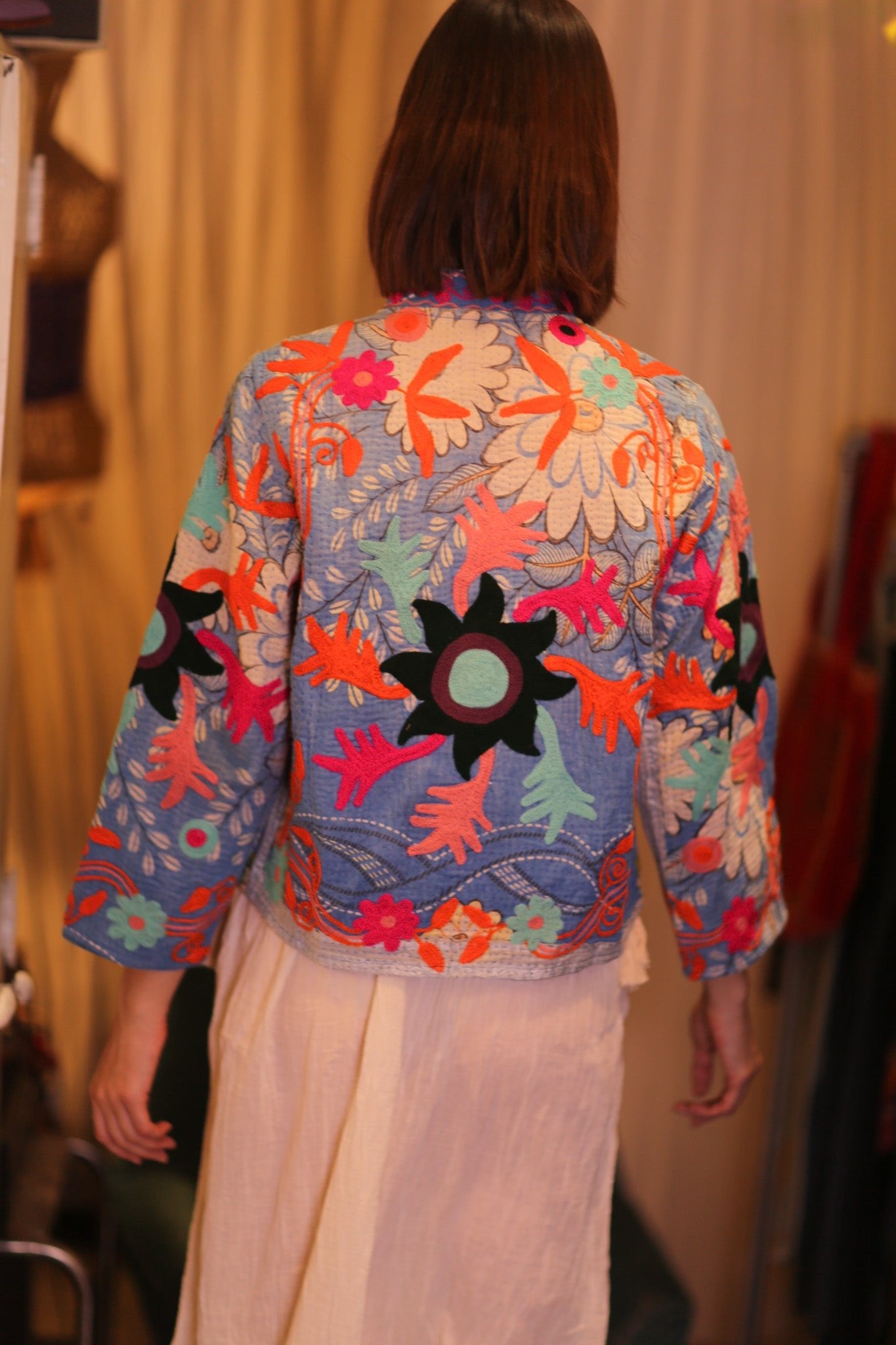 EMBROIDERED KANTHA SHORT JACKET INGRID KAUNGKIN - BANGKOK TAILOR CLOTHING STORE - HANDMADE CLOTHING