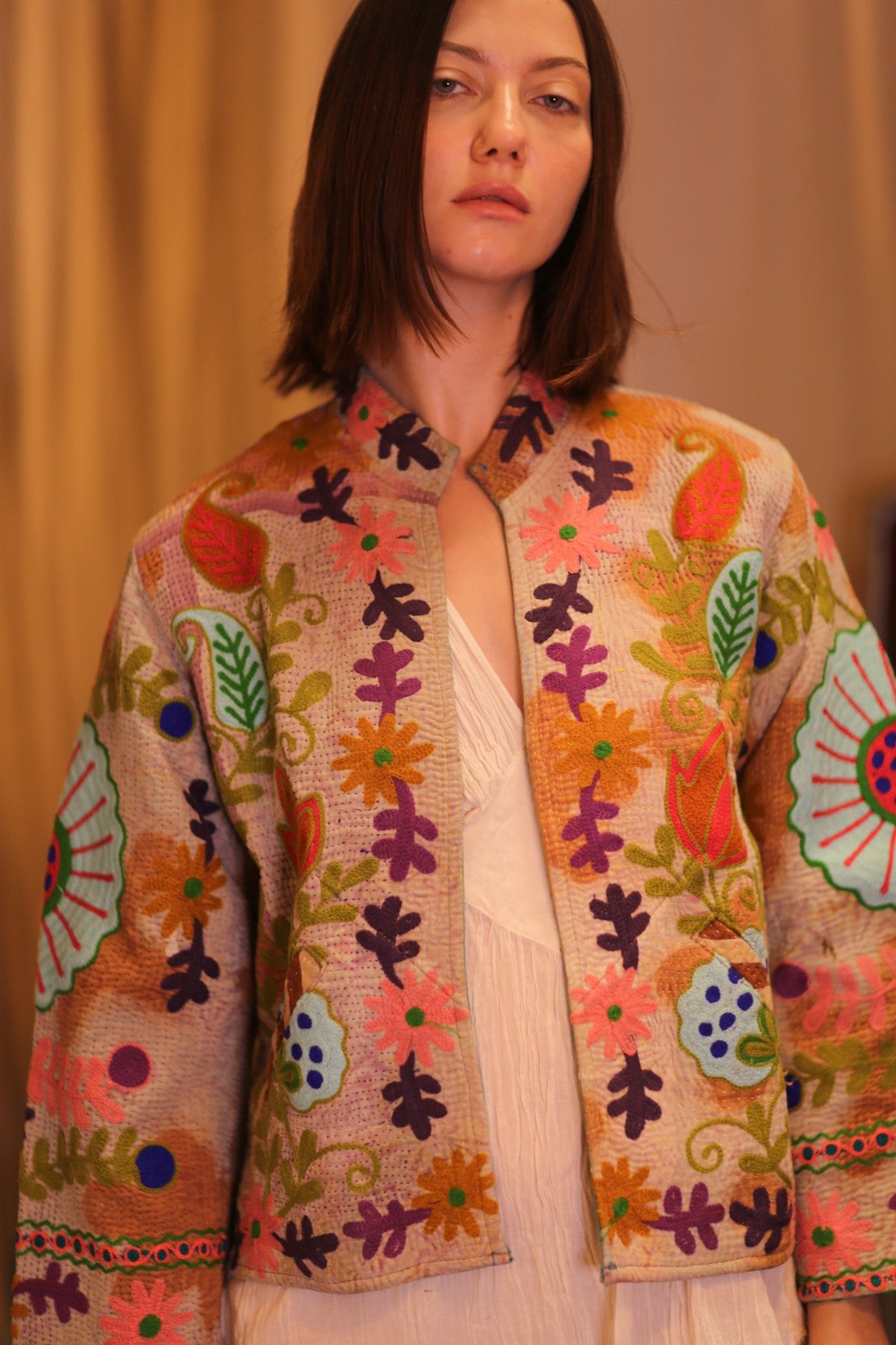 EMBROIDERED KANTHA SHORT JACKET INGRID KYARPAN - BANGKOK TAILOR CLOTHING STORE - HANDMADE CLOTHING