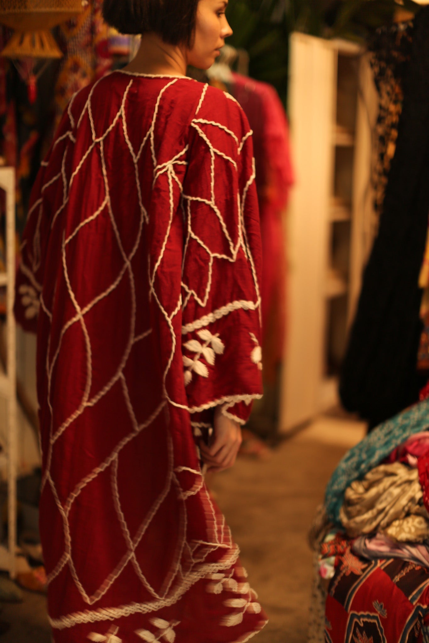 EMBROIDERED KIMONO GINEVRA - BANGKOK TAILOR CLOTHING STORE - HANDMADE CLOTHING