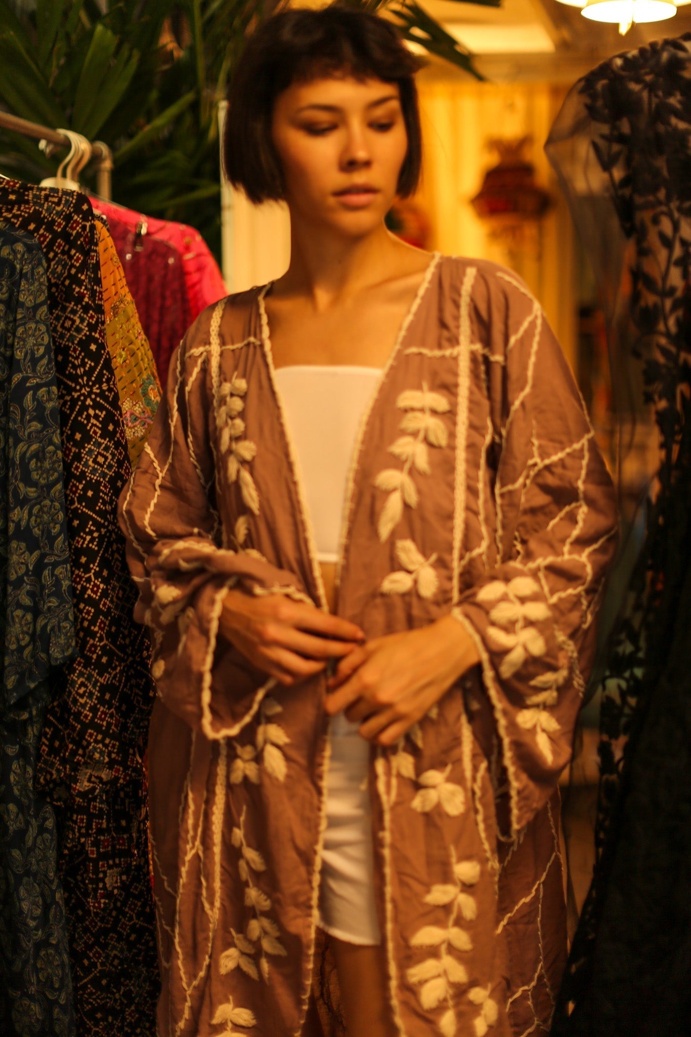 EMBROIDERED KIMONO GINEVRA - BANGKOK TAILOR CLOTHING STORE - HANDMADE CLOTHING