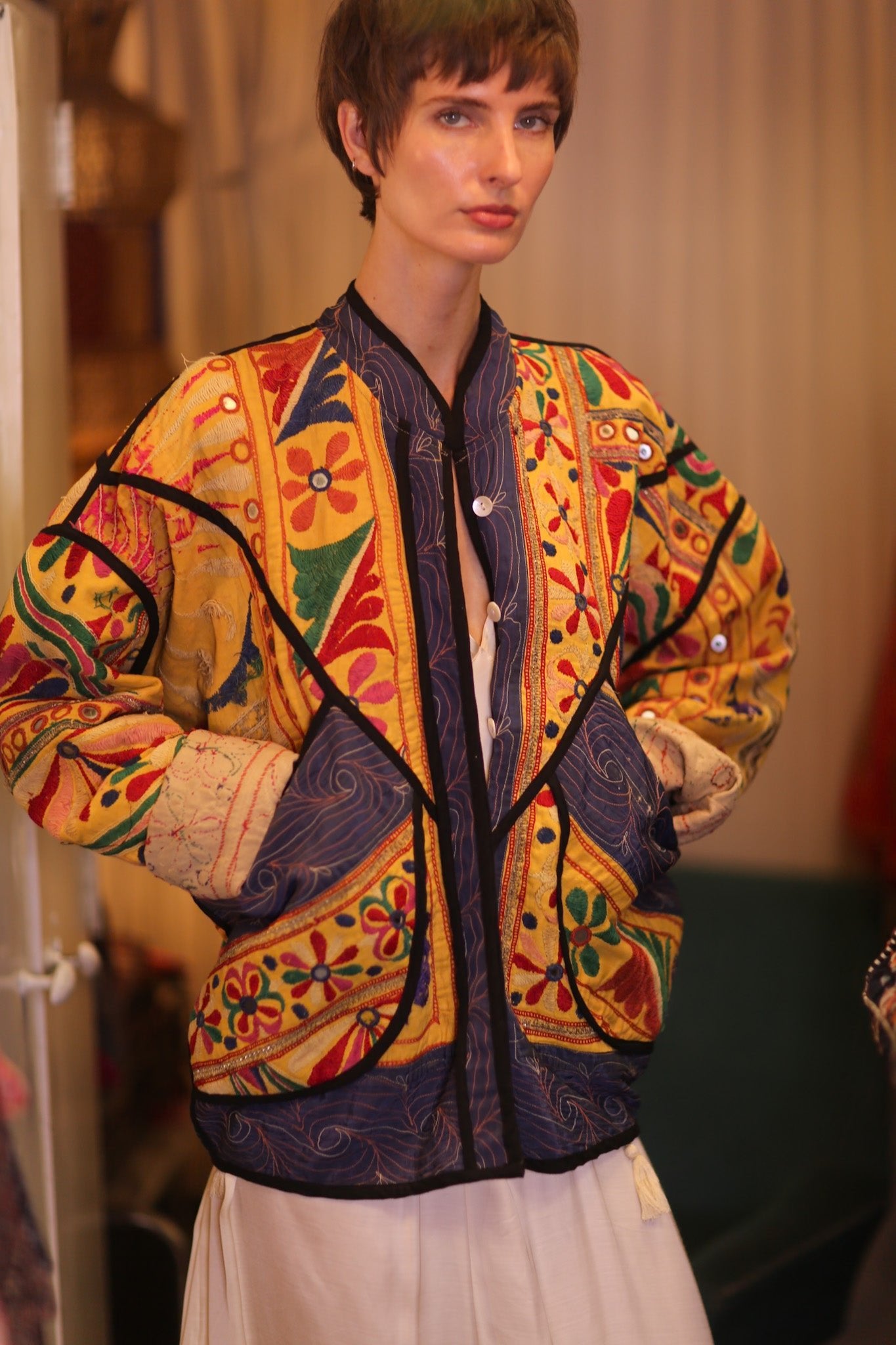 EMBROIDERED RARE VINTAGE JACKET WINTU - BANGKOK TAILOR CLOTHING STORE - HANDMADE CLOTHING