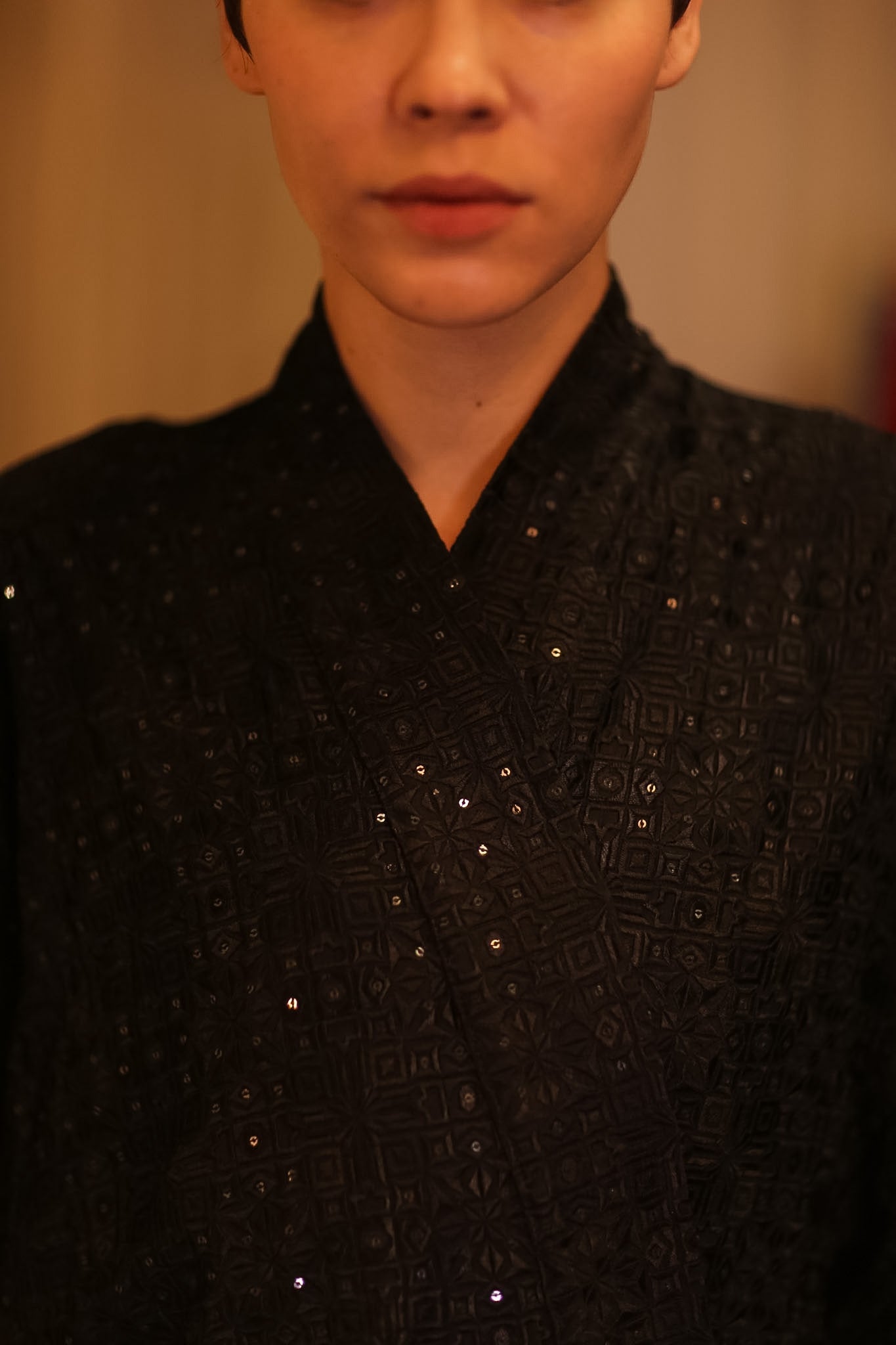 EMBROIDERED SHORT KIMONO MAHUYAR - BANGKOK TAILOR CLOTHING STORE - HANDMADE CLOTHING