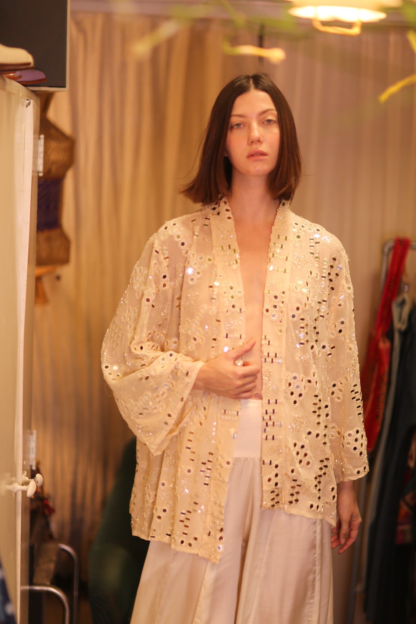 EMBROIDERED SHORT SILK KIMONO MOOSTAL - BANGKOK TAILOR CLOTHING STORE - HANDMADE CLOTHING