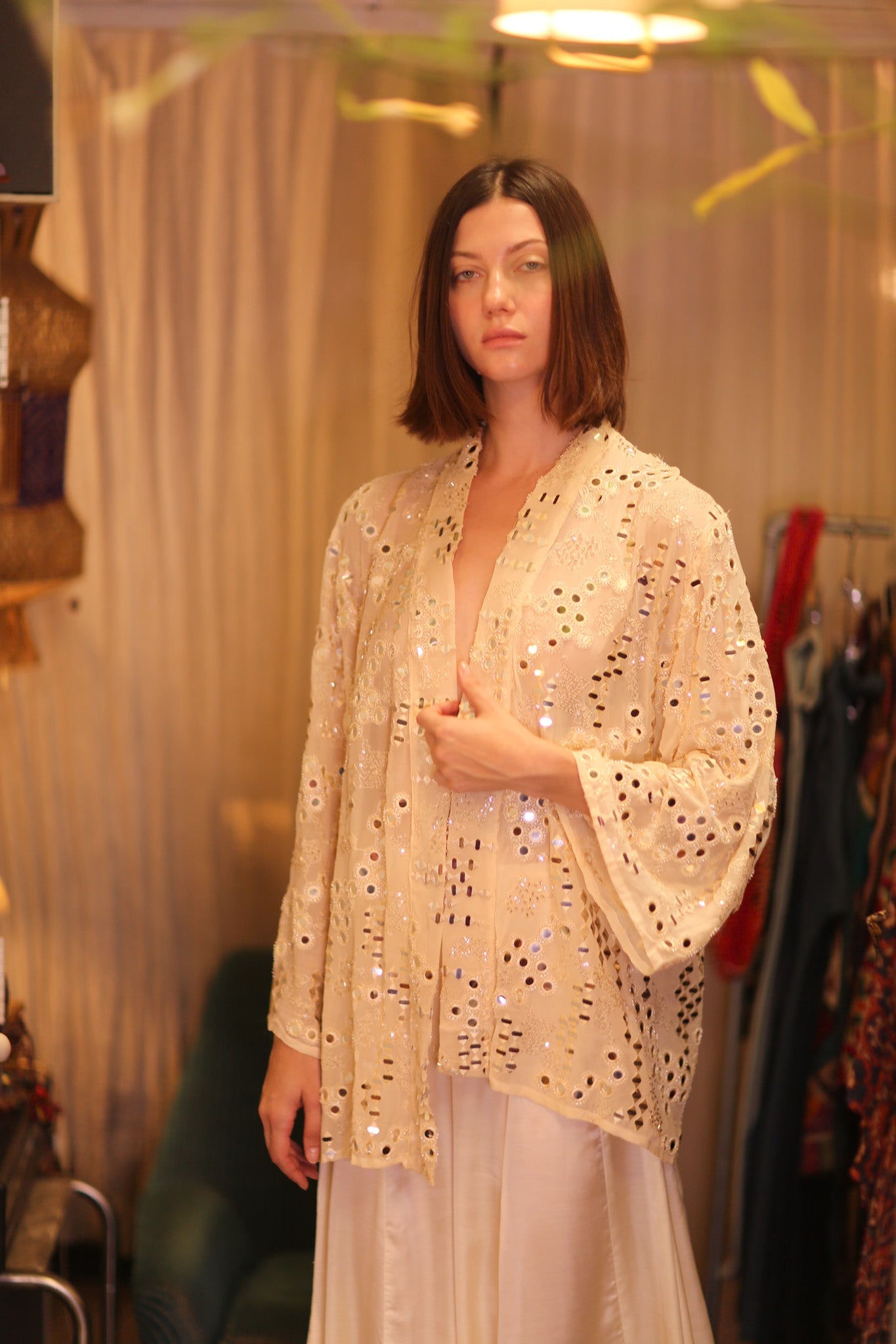 EMBROIDERED SHORT SILK KIMONO MOOSTAL - BANGKOK TAILOR CLOTHING STORE - HANDMADE CLOTHING