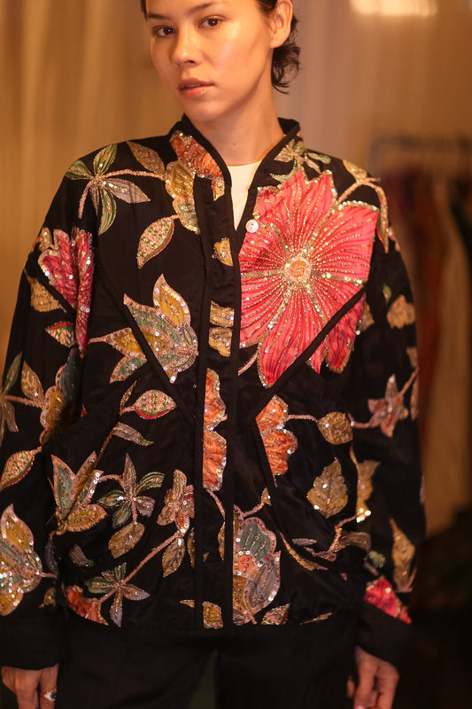 EMBROIDERED SILK JACKET HNINZI - BANGKOK TAILOR CLOTHING STORE - HANDMADE CLOTHING