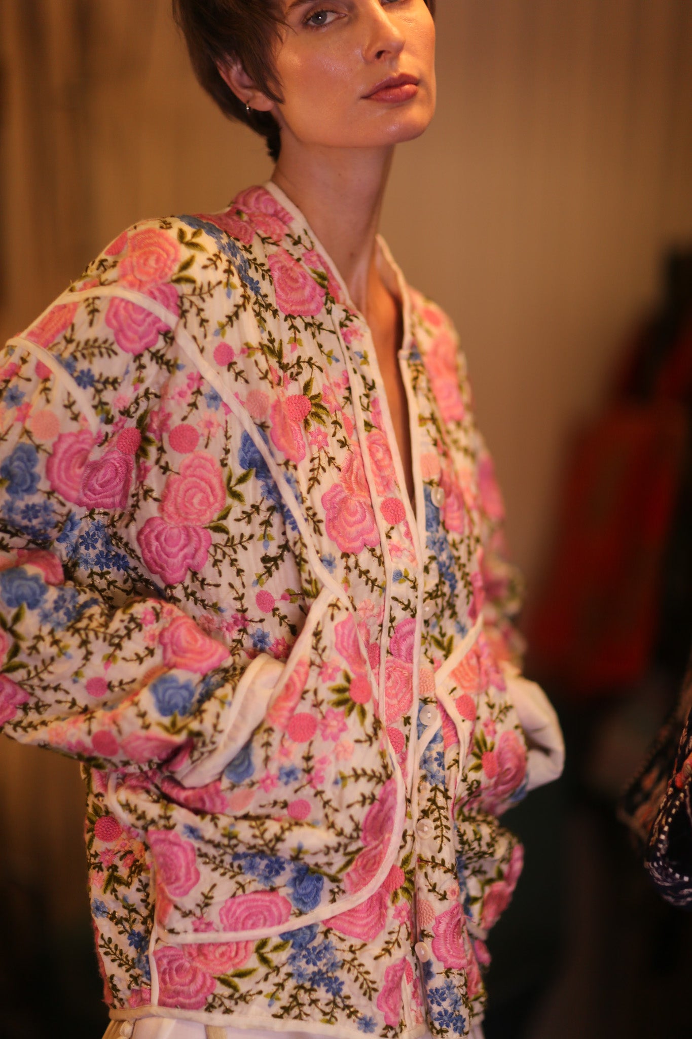 EMBROIDERED SILK JACKET ROSE GARDEN - BANGKOK TAILOR CLOTHING STORE - HANDMADE CLOTHING