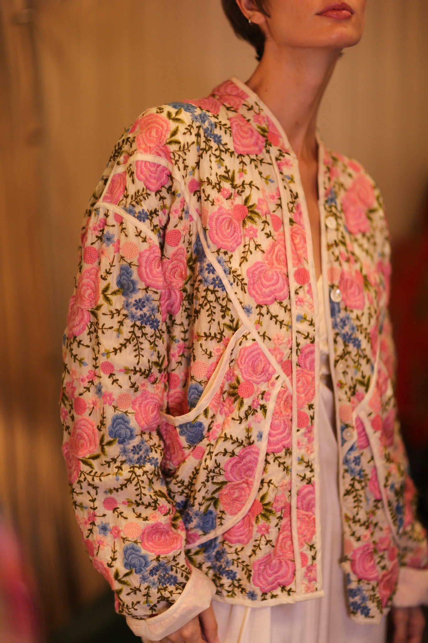 EMBROIDERED SILK JACKET ROSE GARDEN - BANGKOK TAILOR CLOTHING STORE - HANDMADE CLOTHING