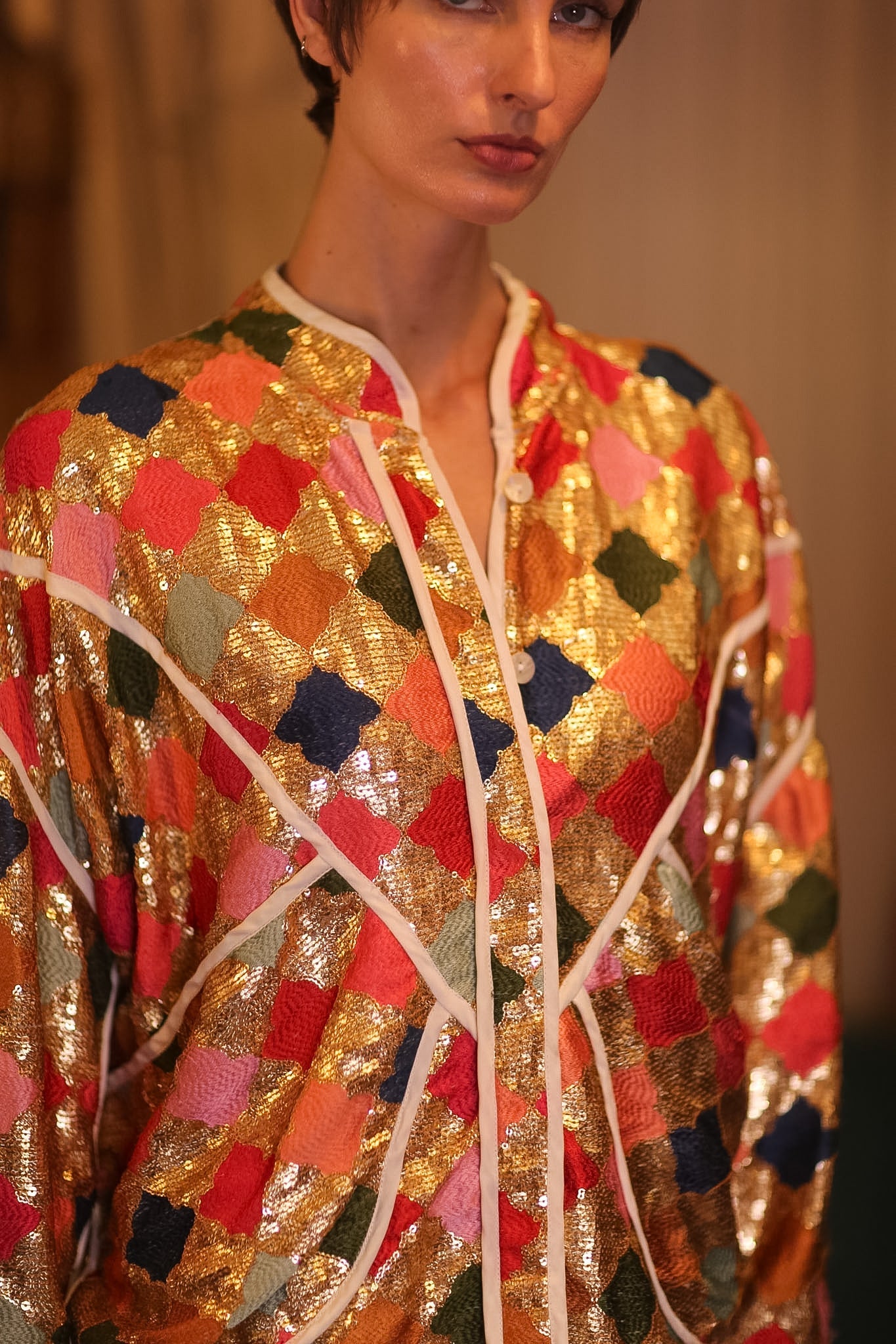 EMBROIDERED SILK JACKET ROYALE - BANGKOK TAILOR CLOTHING STORE - HANDMADE CLOTHING