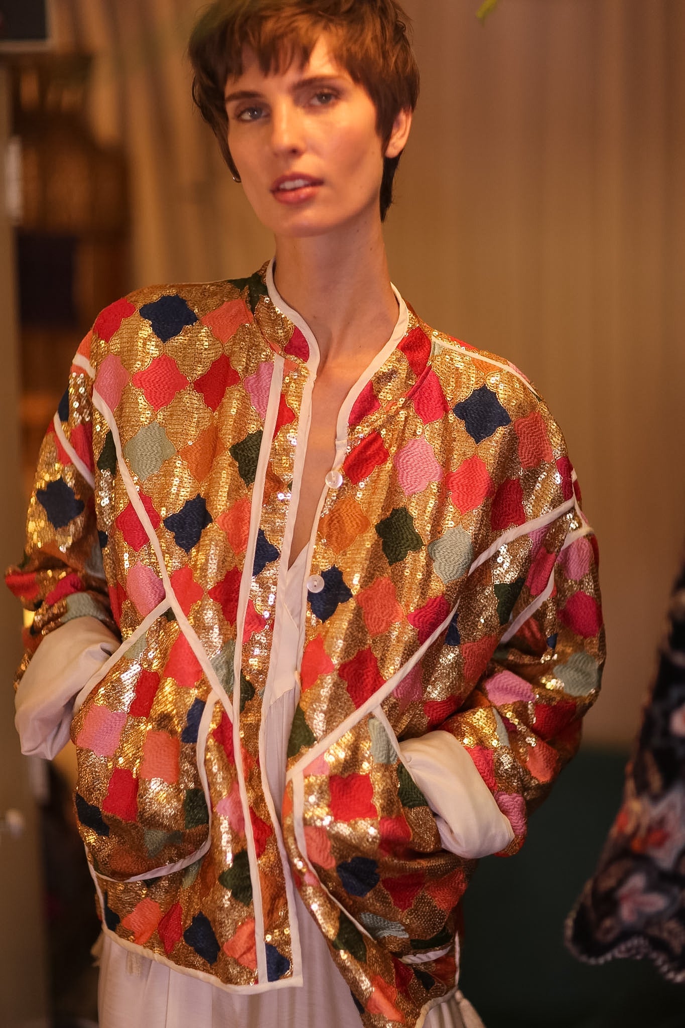 EMBROIDERED SILK JACKET ROYALE - BANGKOK TAILOR CLOTHING STORE - HANDMADE CLOTHING