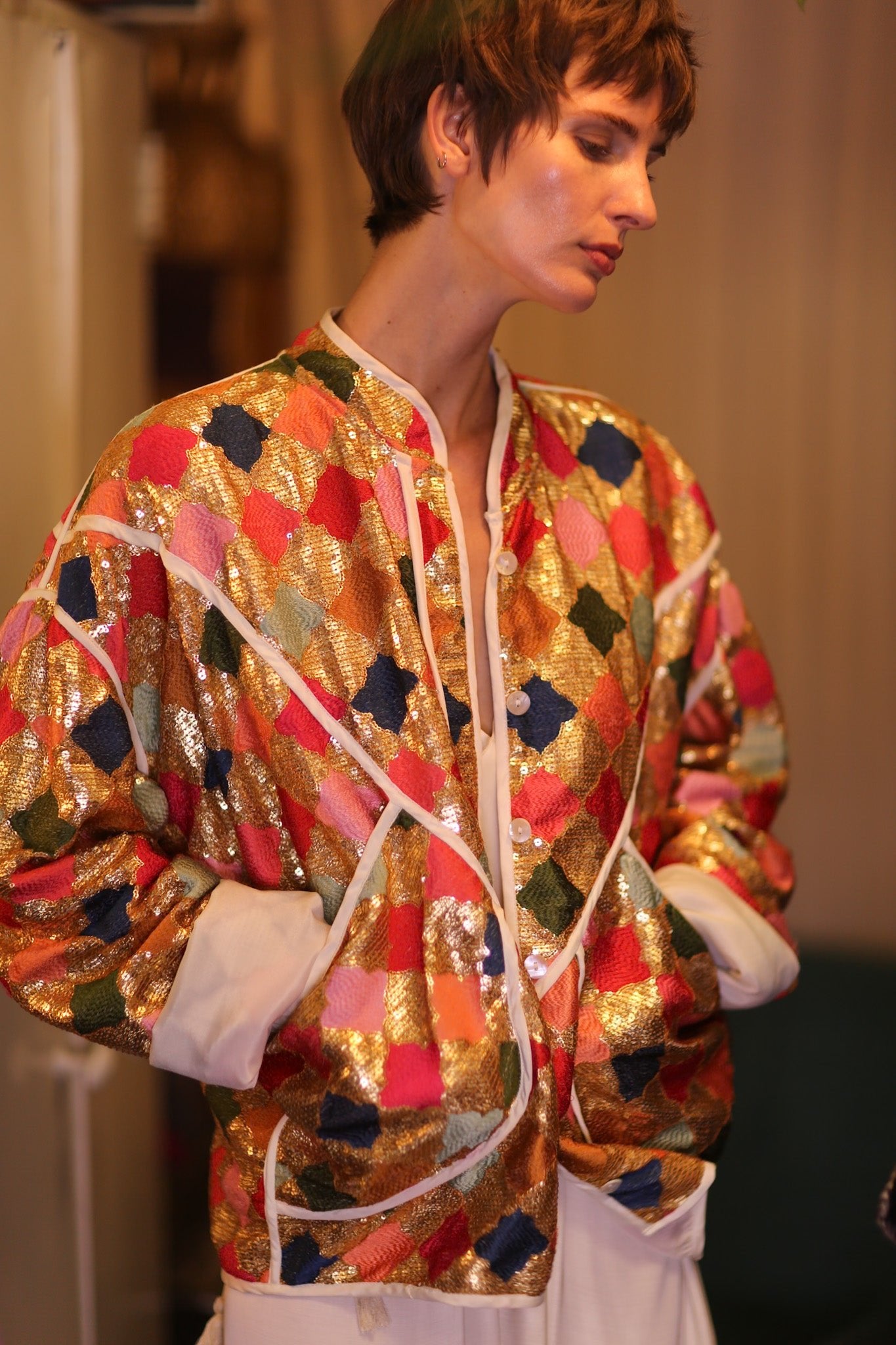 EMBROIDERED SILK JACKET ROYALE - BANGKOK TAILOR CLOTHING STORE - HANDMADE CLOTHING