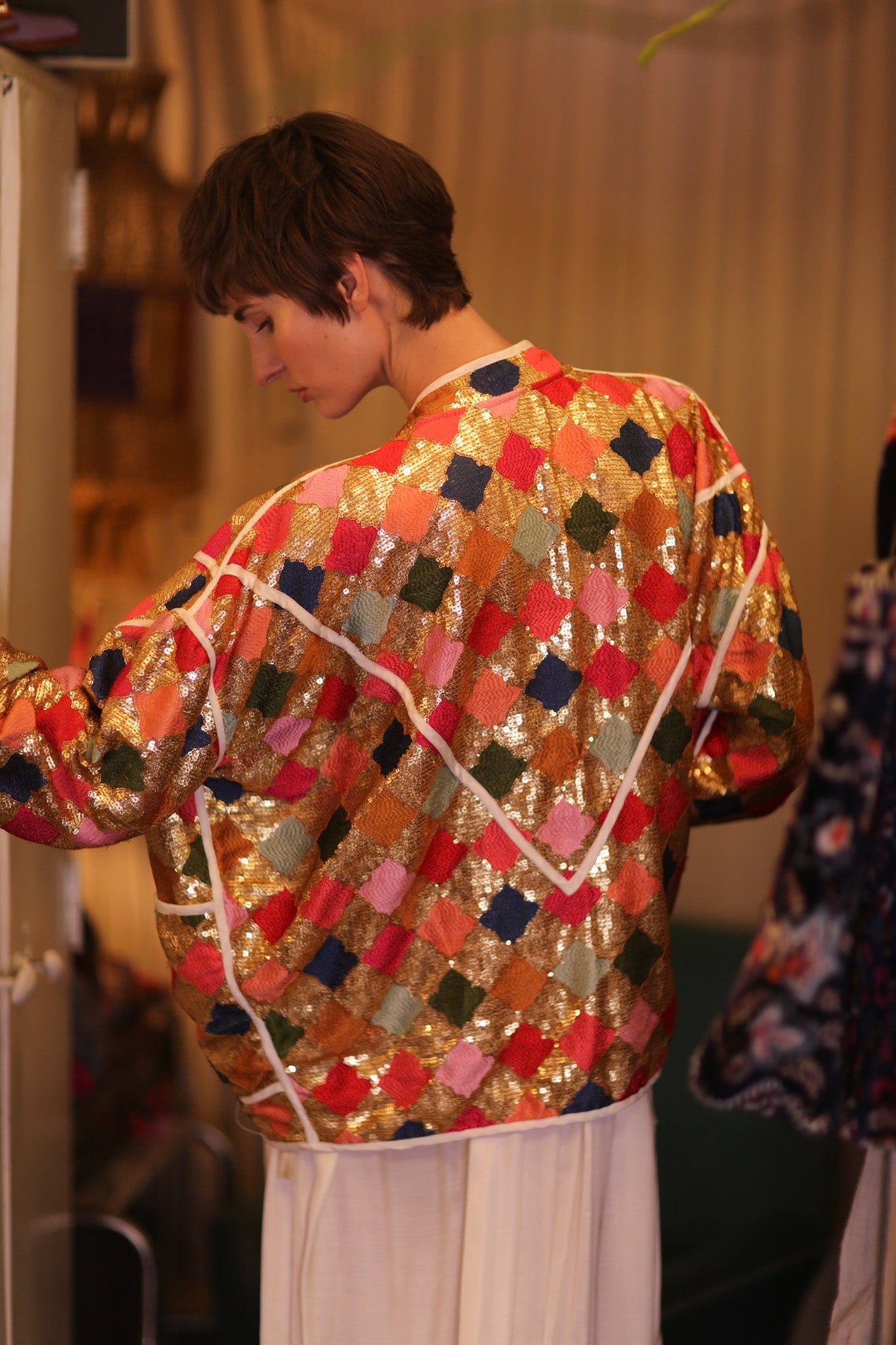 EMBROIDERED SILK JACKET ROYALE - BANGKOK TAILOR CLOTHING STORE - HANDMADE CLOTHING