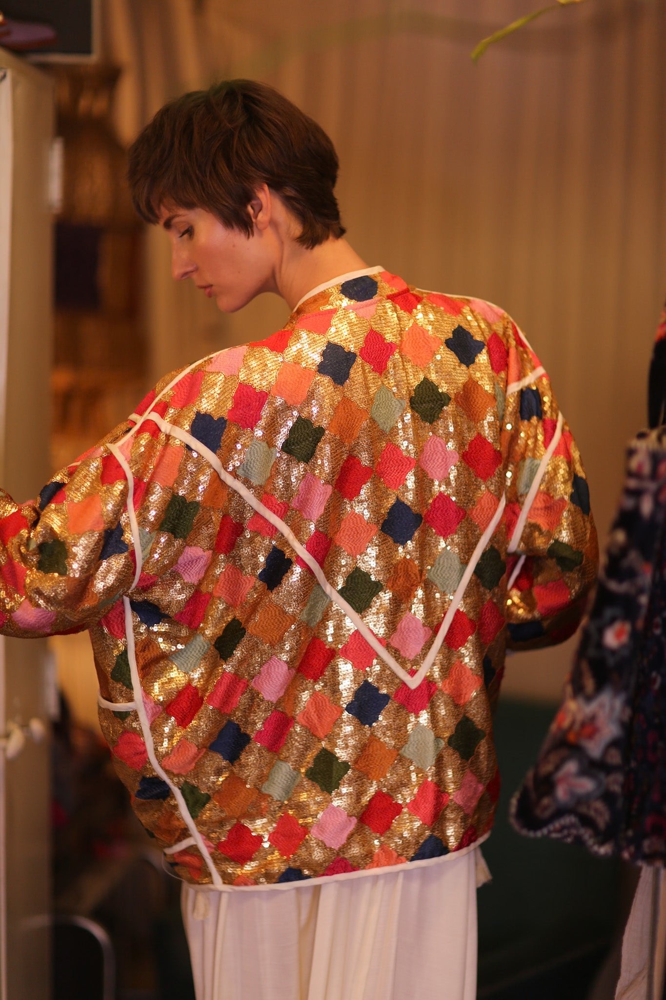 EMBROIDERED SILK JACKET ROYALE - BANGKOK TAILOR CLOTHING STORE - HANDMADE CLOTHING