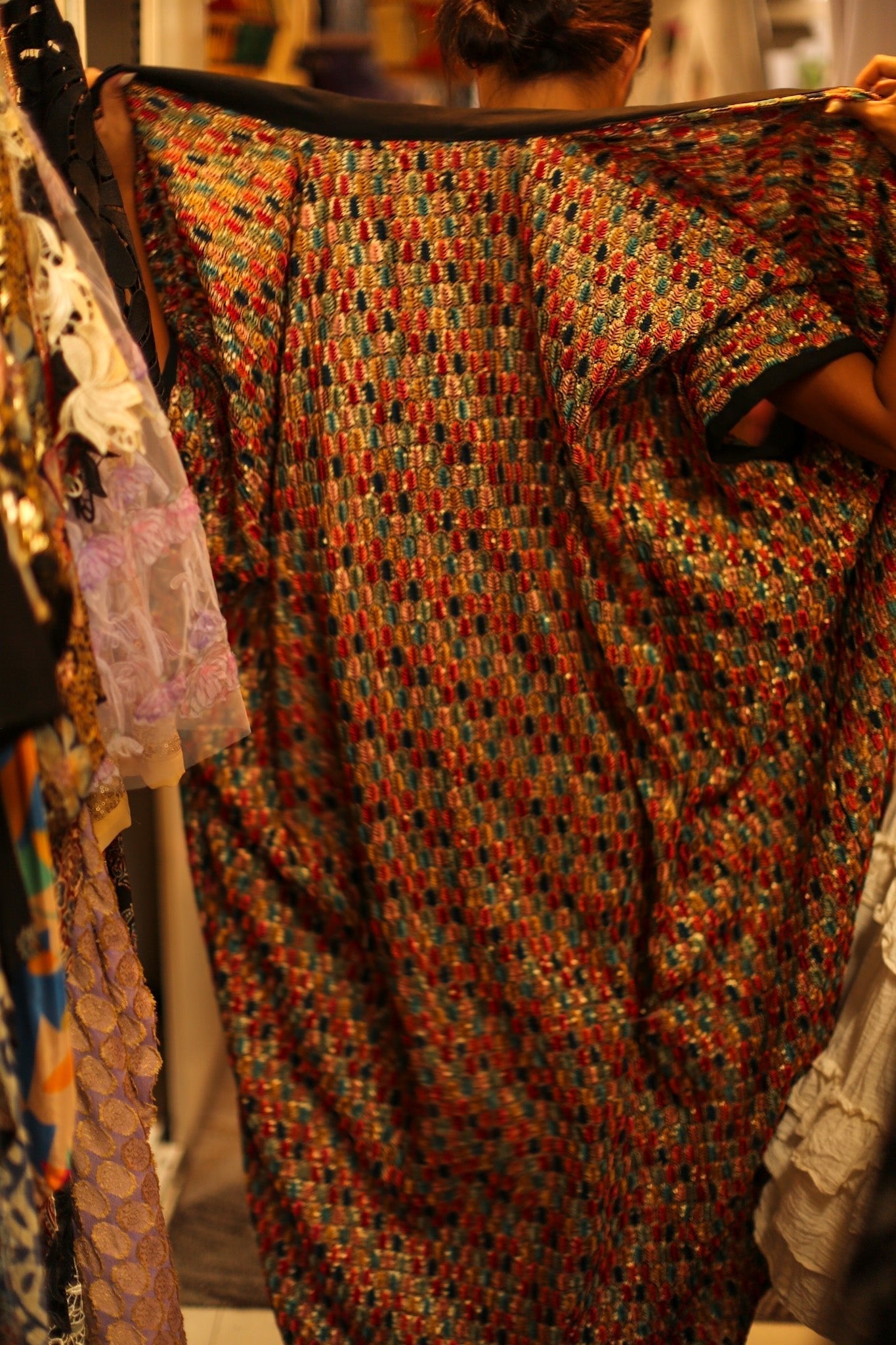 EMBROIDERED SILK KIMONO - BANGKOK TAILOR CLOTHING STORE - HANDMADE CLOTHING