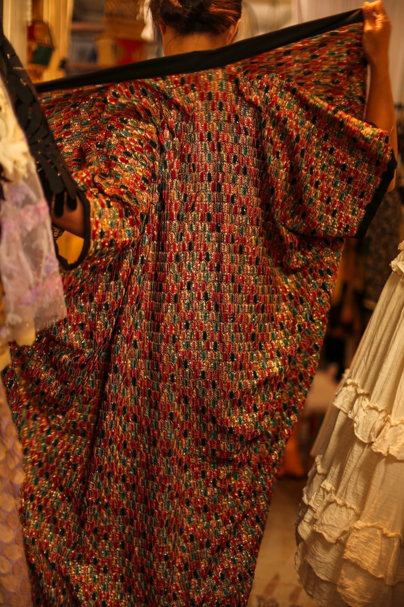 EMBROIDERED SILK KIMONO - BANGKOK TAILOR CLOTHING STORE - HANDMADE CLOTHING