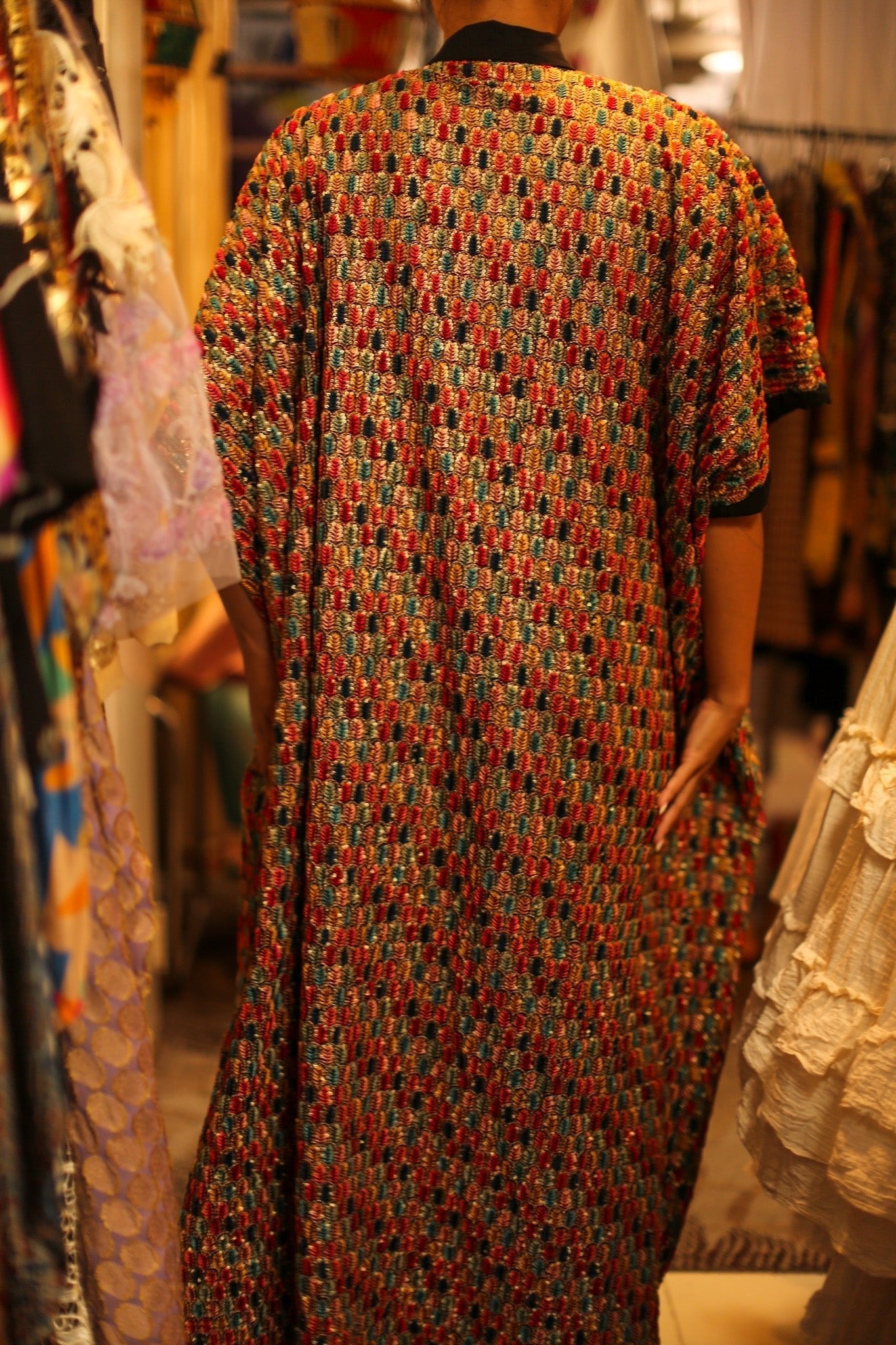 EMBROIDERED SILK KIMONO - BANGKOK TAILOR CLOTHING STORE - HANDMADE CLOTHING