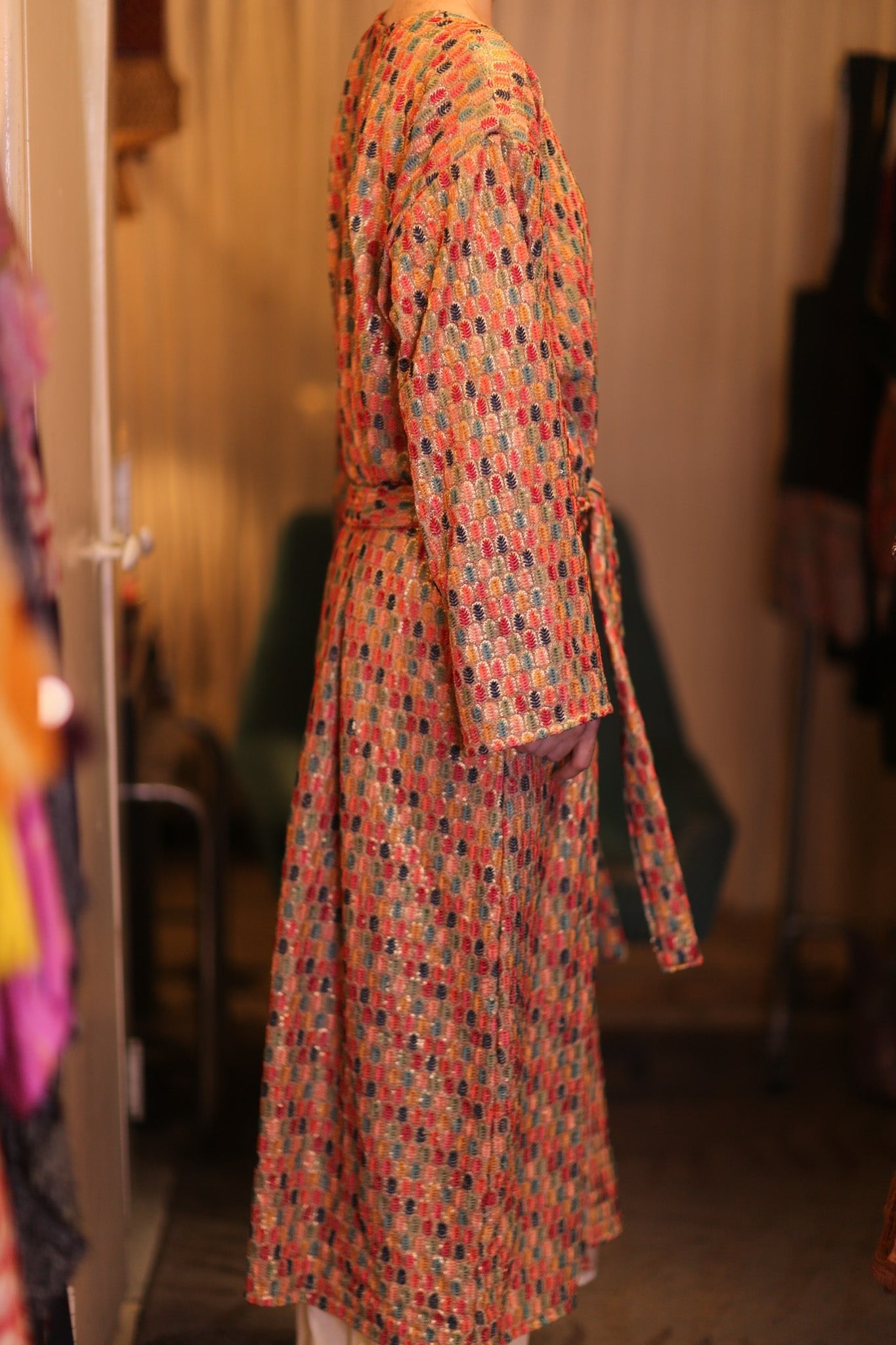 EMBROIDERED SILK KIMONO CONSTANCA BOREA - BANGKOK TAILOR CLOTHING STORE - HANDMADE CLOTHING