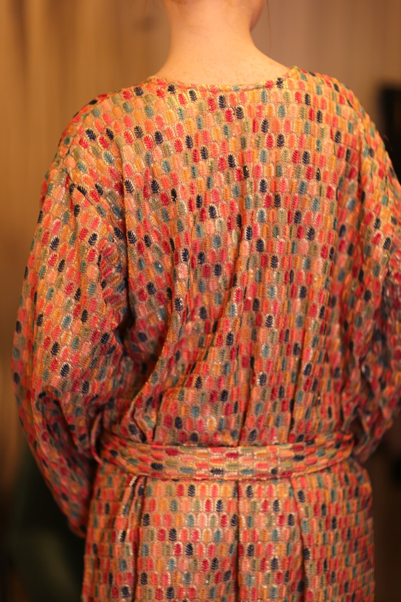 EMBROIDERED SILK KIMONO CONSTANCA BOREA - BANGKOK TAILOR CLOTHING STORE - HANDMADE CLOTHING