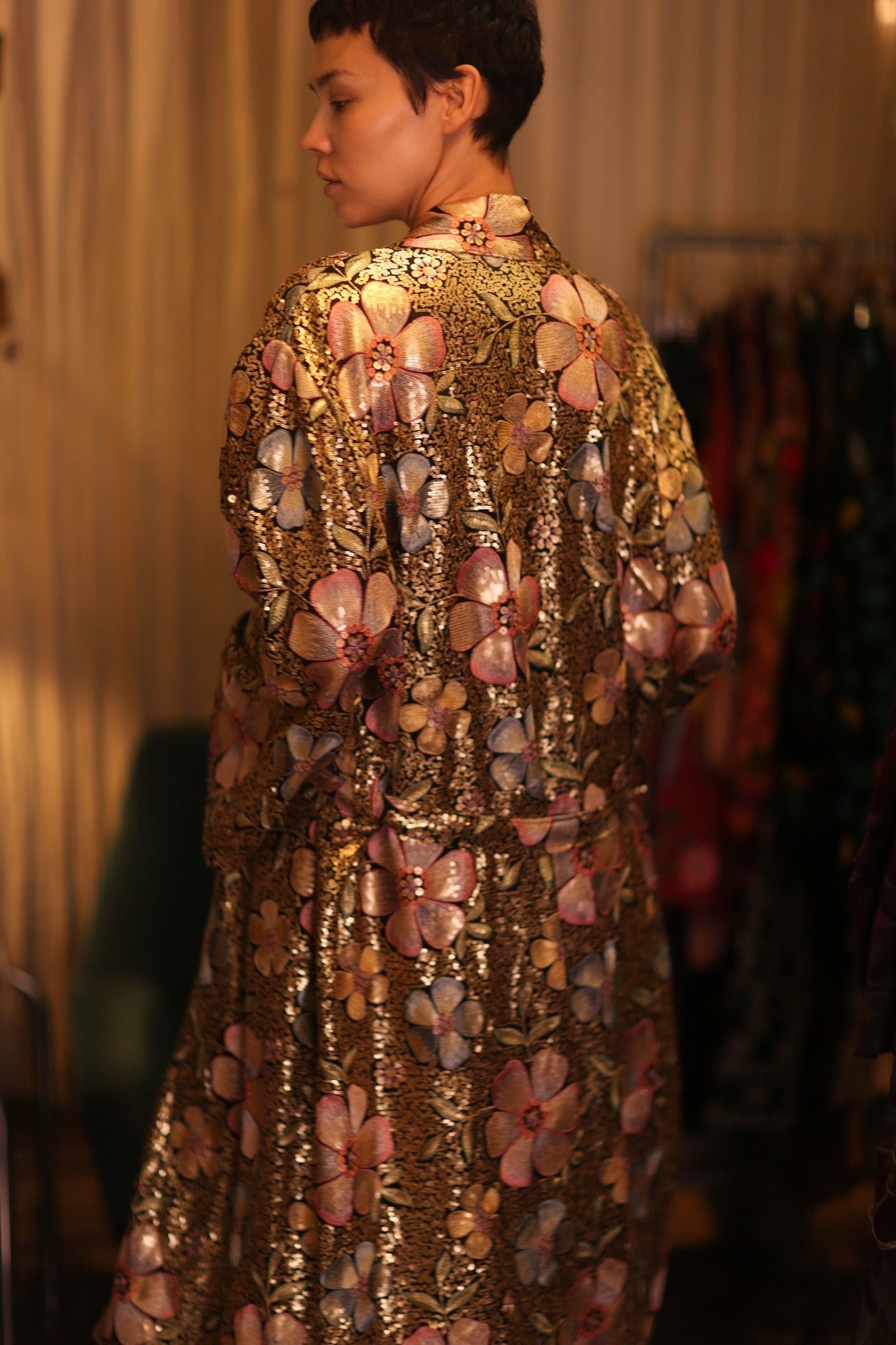 EMBROIDERED SILK KIMONO FLOWERS GOLDEN - BANGKOK TAILOR CLOTHING STORE - HANDMADE CLOTHING