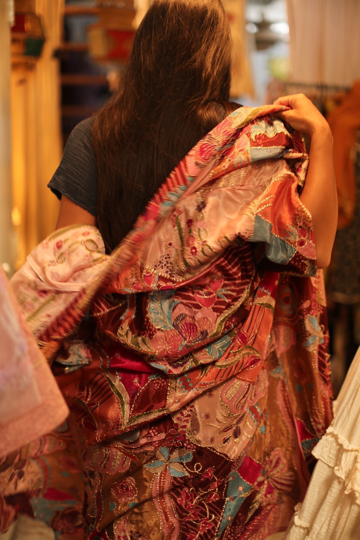 EMBROIDERED SILK KIMONO NATASHA - BANGKOK TAILOR CLOTHING STORE - HANDMADE CLOTHING